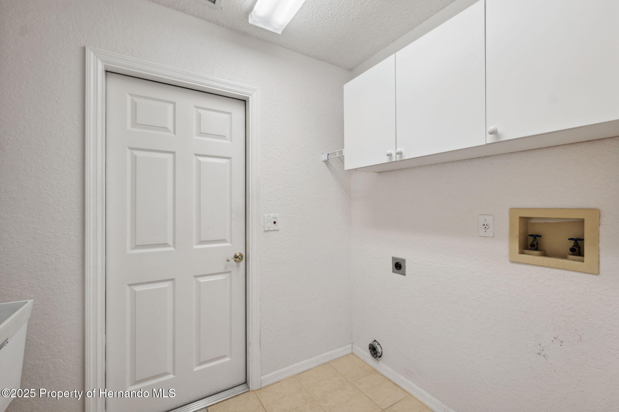2057 Carson Avenue, Spring Hill, Florida image 27