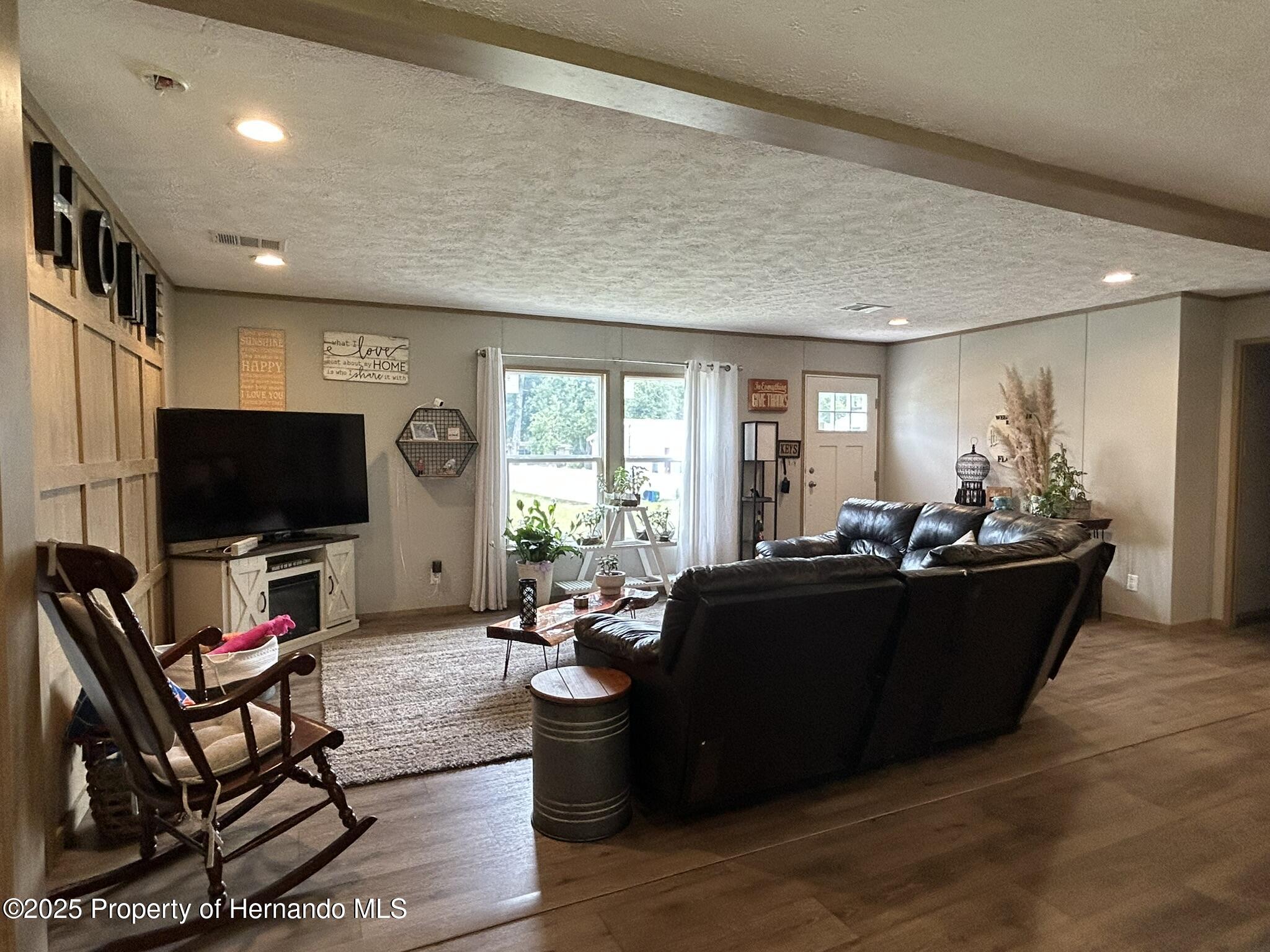 6443 Finance Ave, Weeki Wachee, Florida image 14