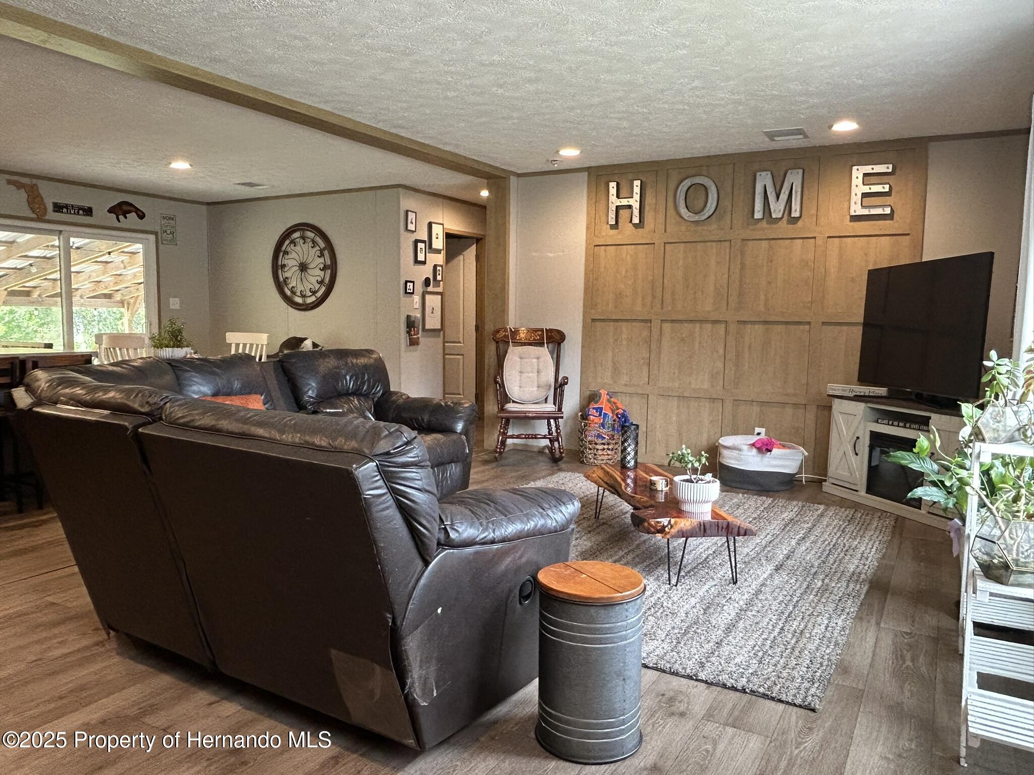 6443 Finance Ave, Weeki Wachee, Florida image 13