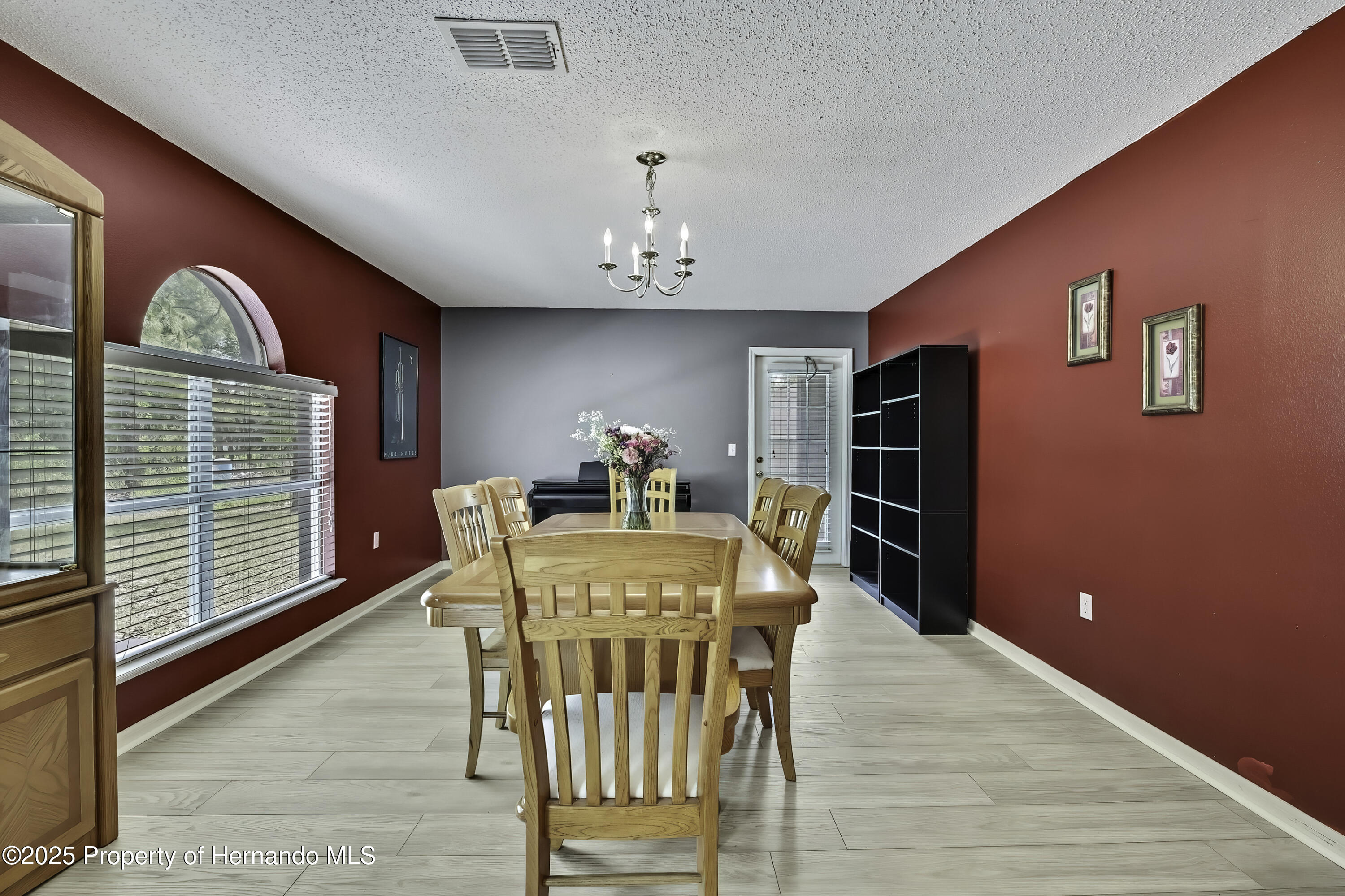 11257 Persimmon Avenue, Weeki Wachee, Florida image 45