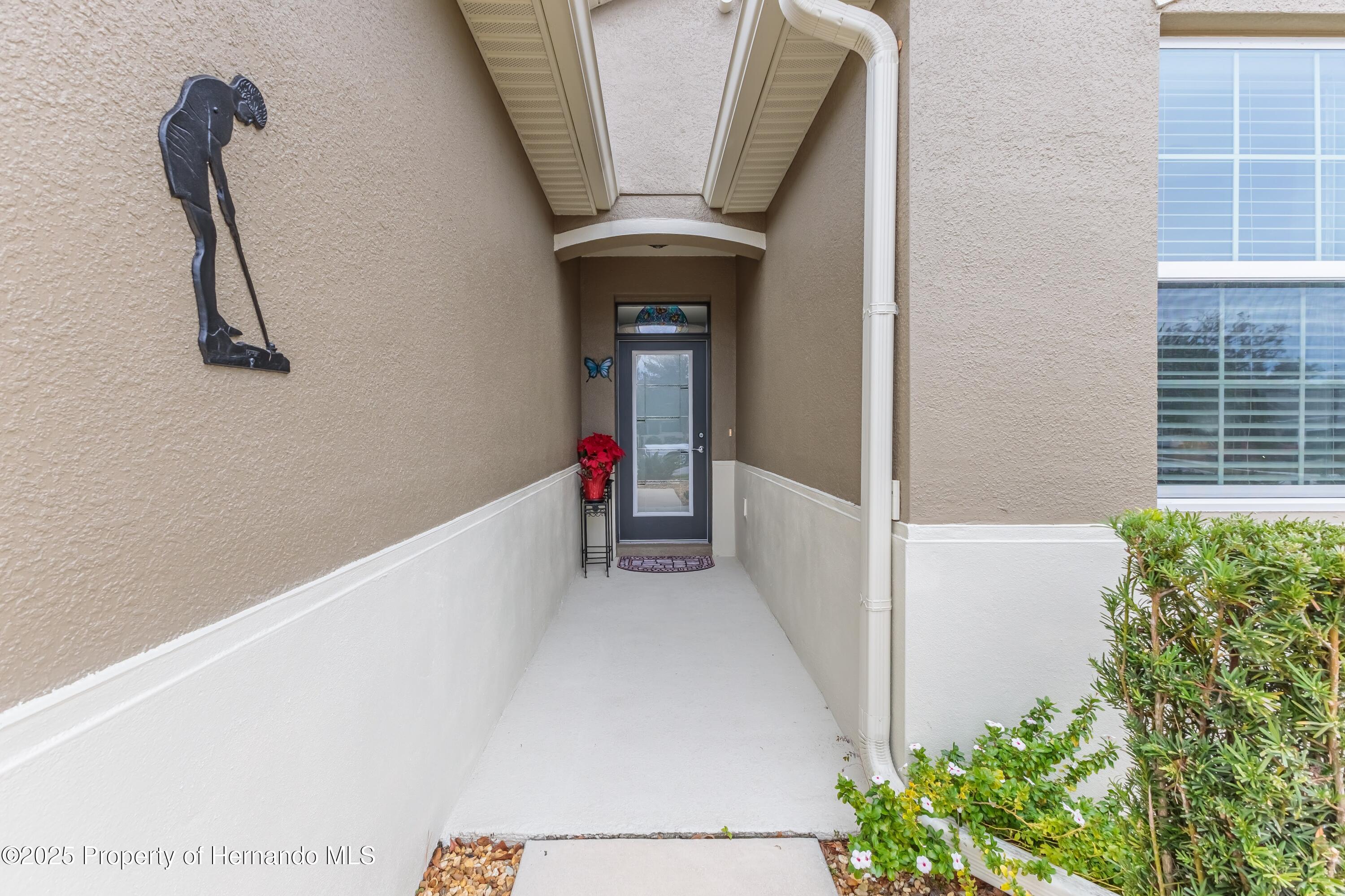 17679 Garsalaso Circle, Brooksville, Florida image 6