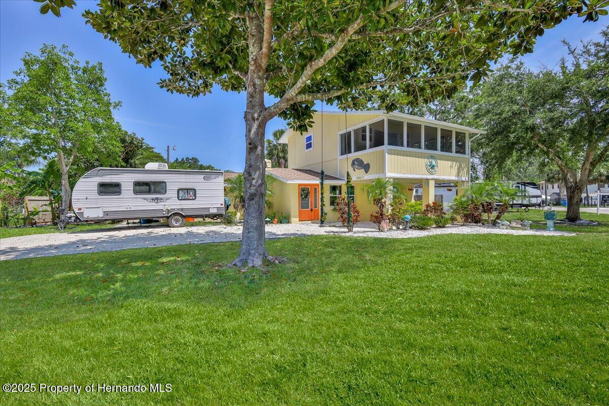 5507 Darlene Street, Spring Hill, Florida image 5