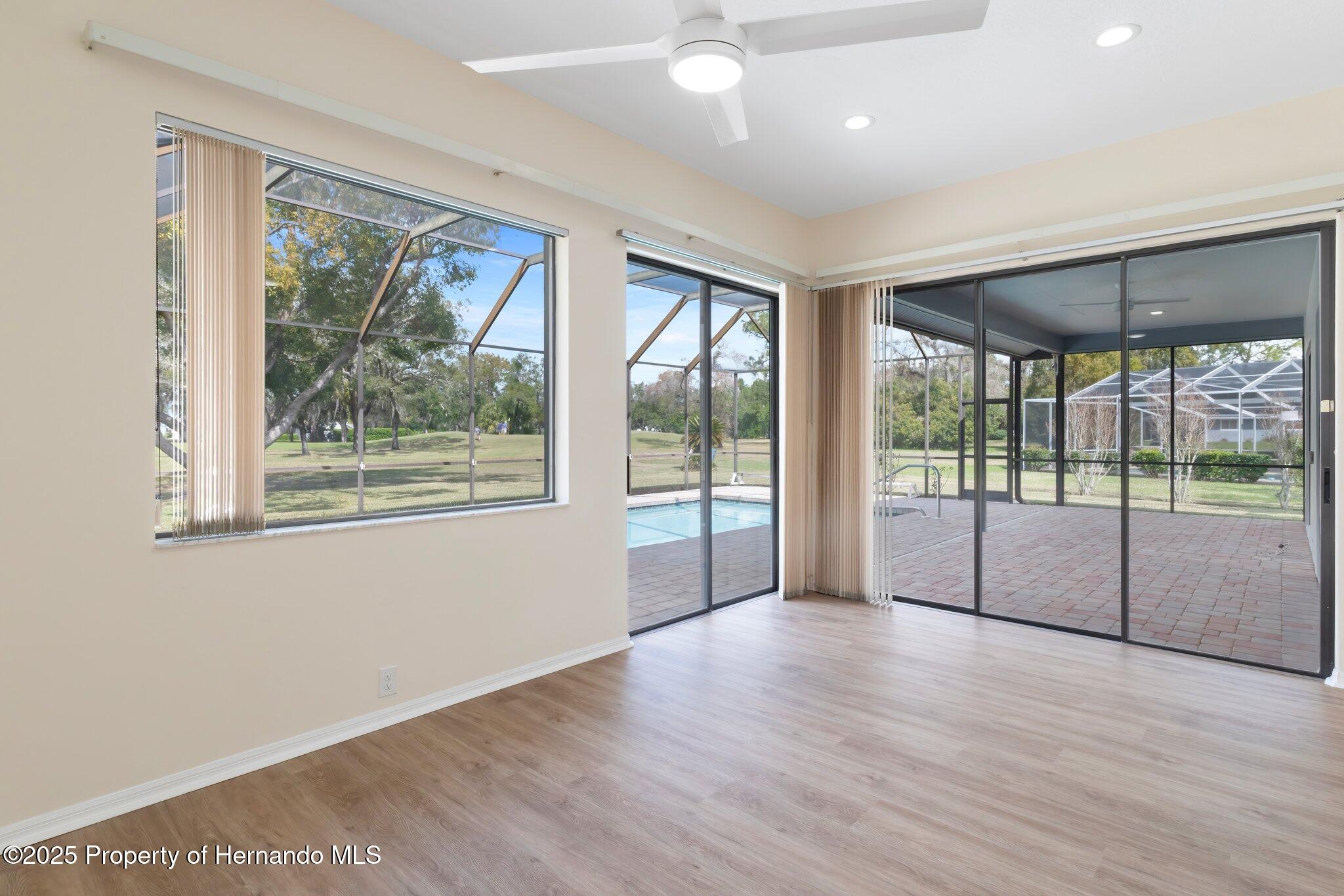 9397 Merriweather Drive, Weeki Wachee, Florida image 27