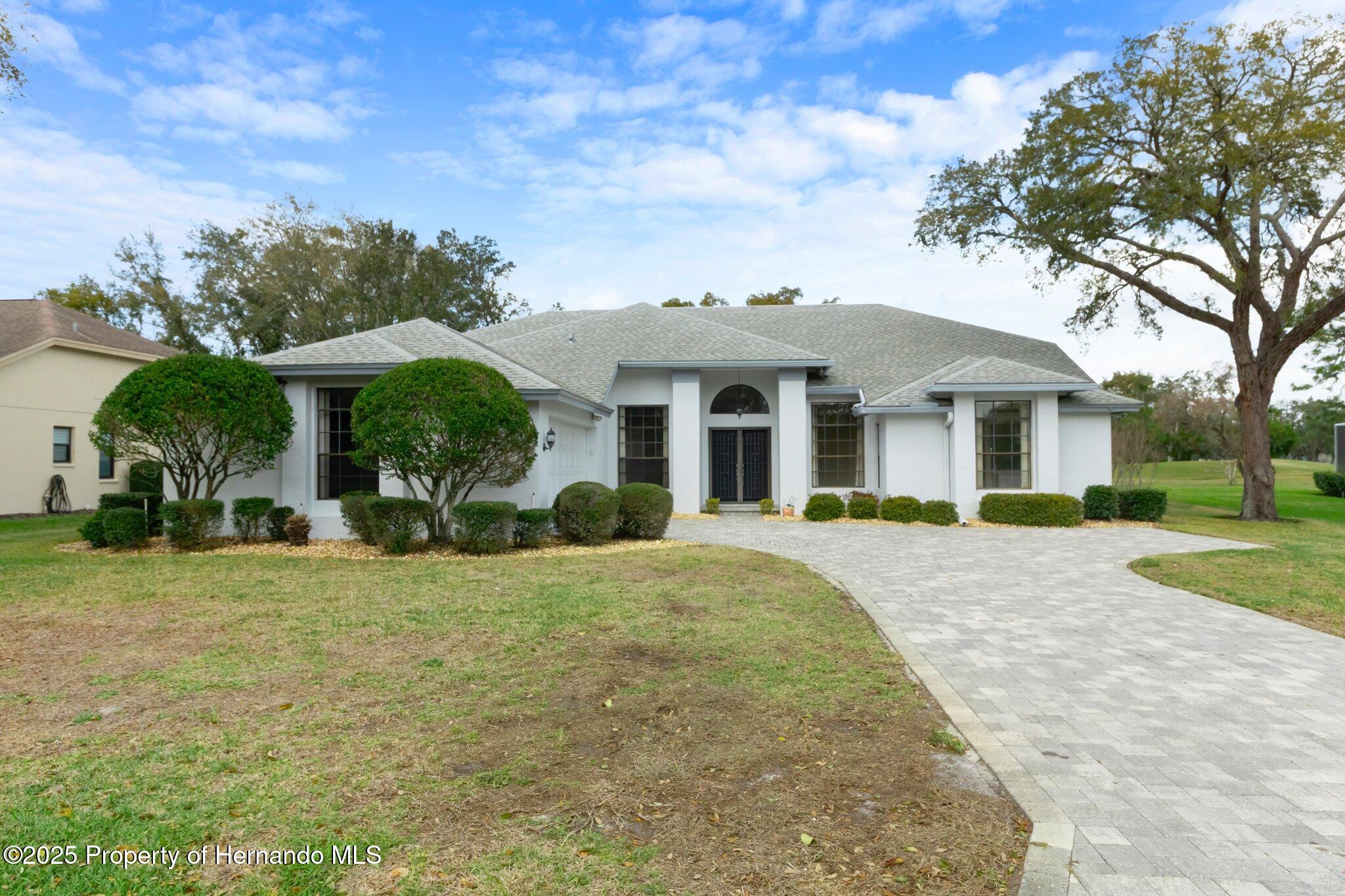 9397 Merriweather Drive, Weeki Wachee, Florida image 4