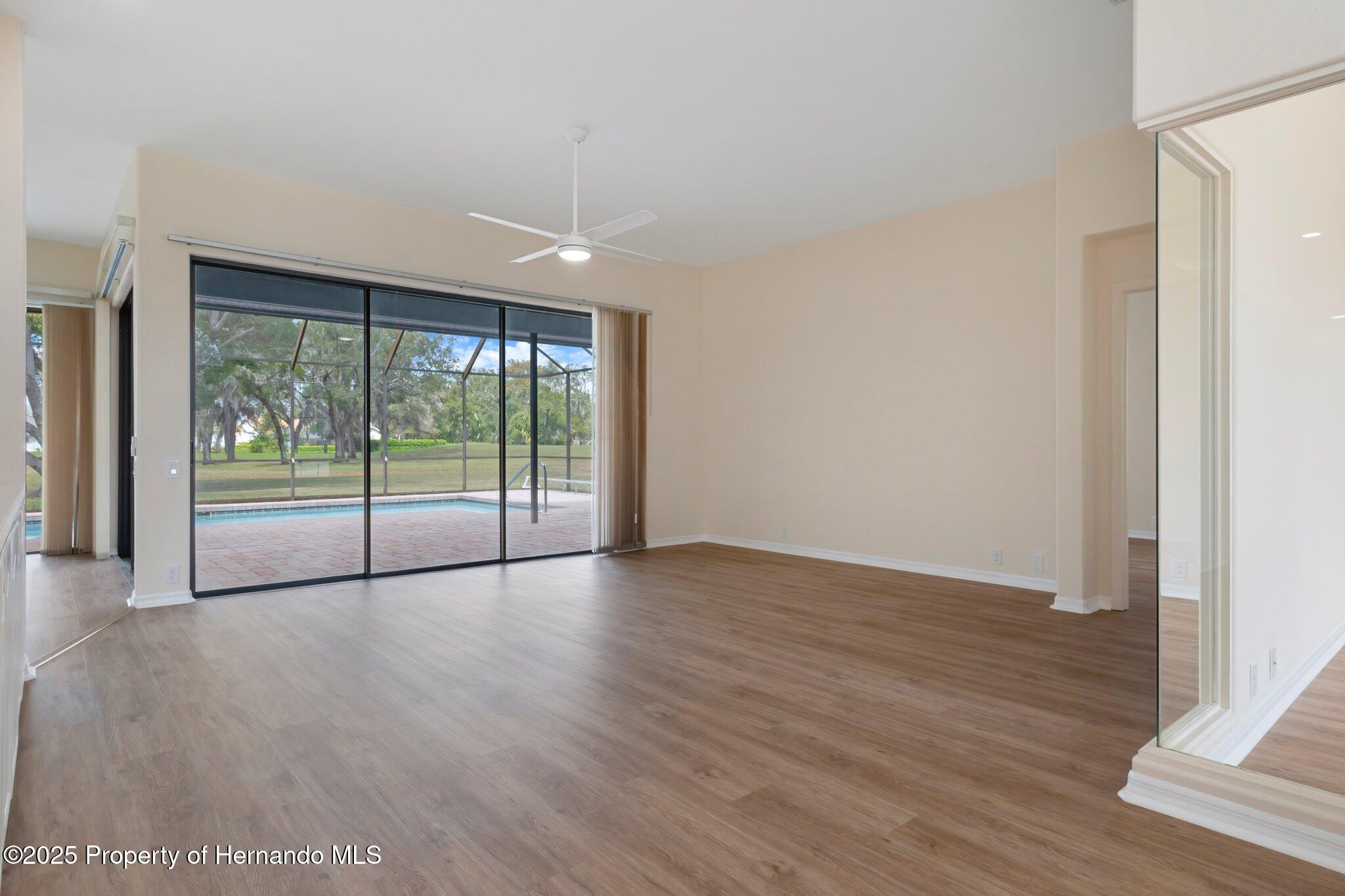 9397 Merriweather Drive, Weeki Wachee, Florida image 9