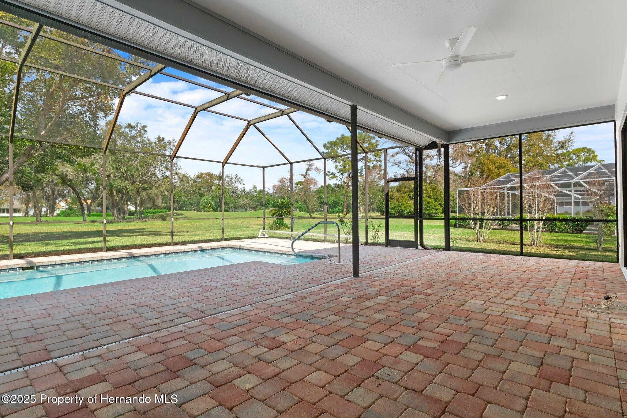9397 Merriweather Drive, Weeki Wachee, Florida image 47