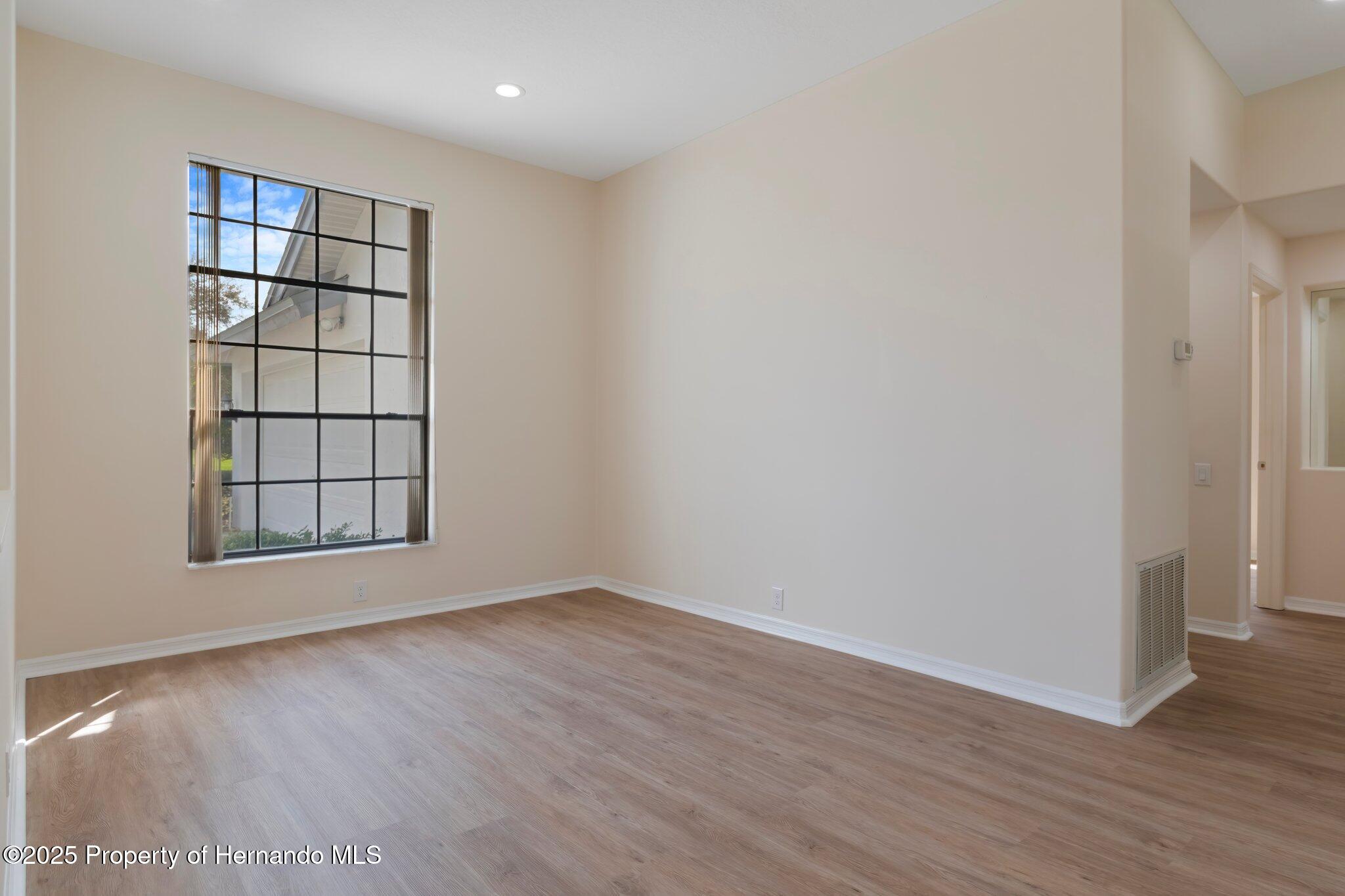 9397 Merriweather Drive, Weeki Wachee, Florida image 14