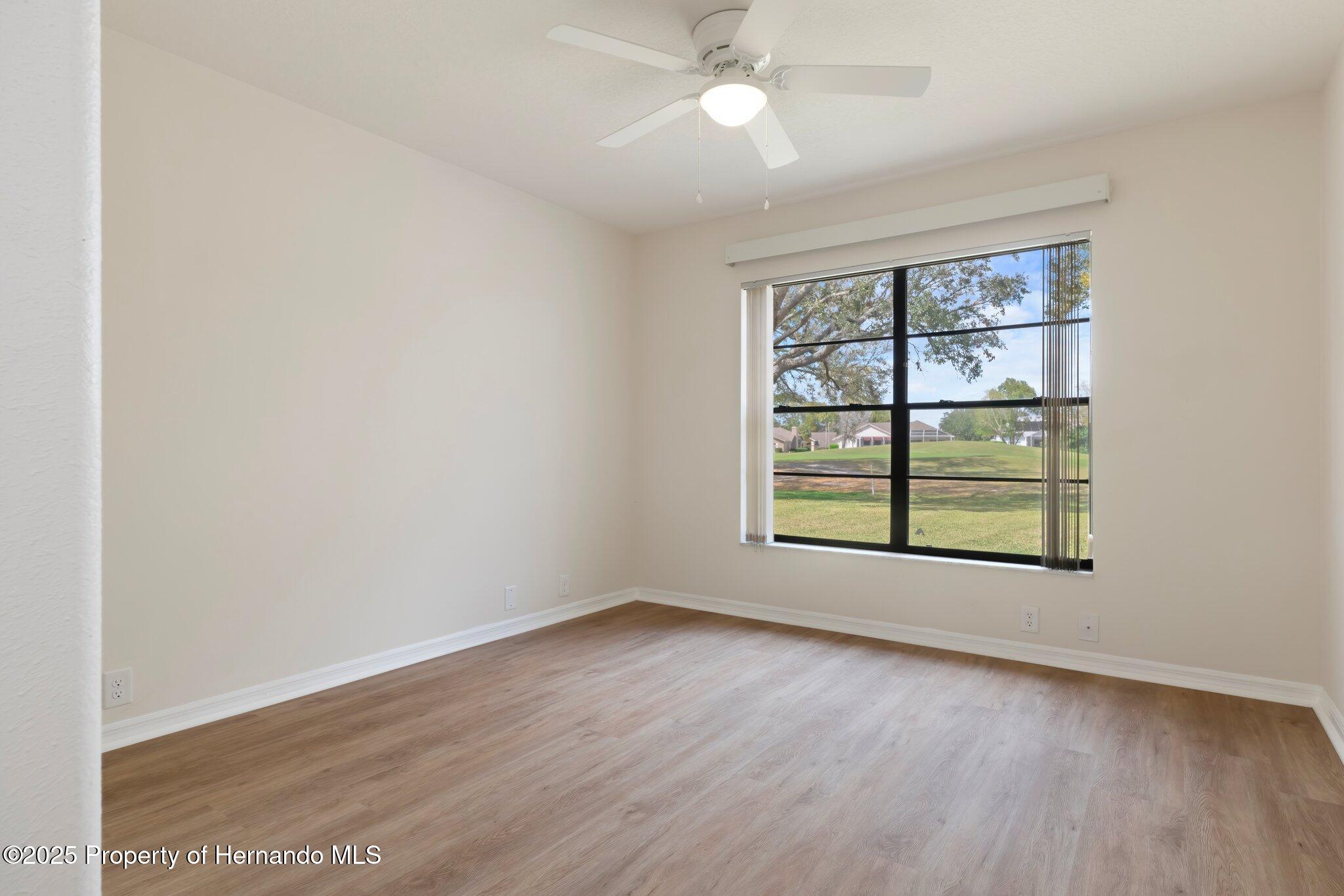 9397 Merriweather Drive, Weeki Wachee, Florida image 42