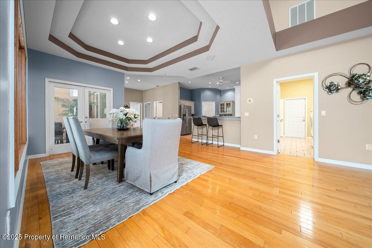 10044 Twelve Oaks Court, Weeki Wachee, Florida image 12