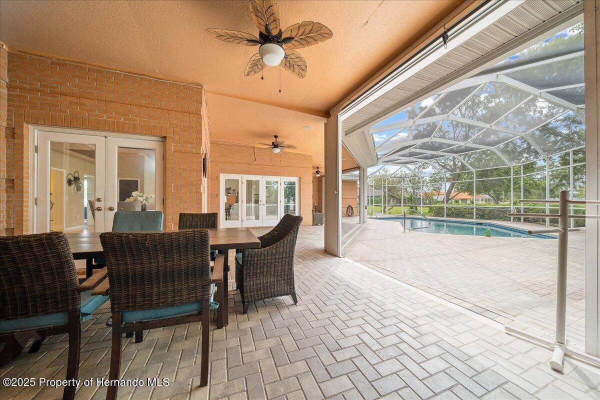 10044 Twelve Oaks Court, Weeki Wachee, Florida image 40