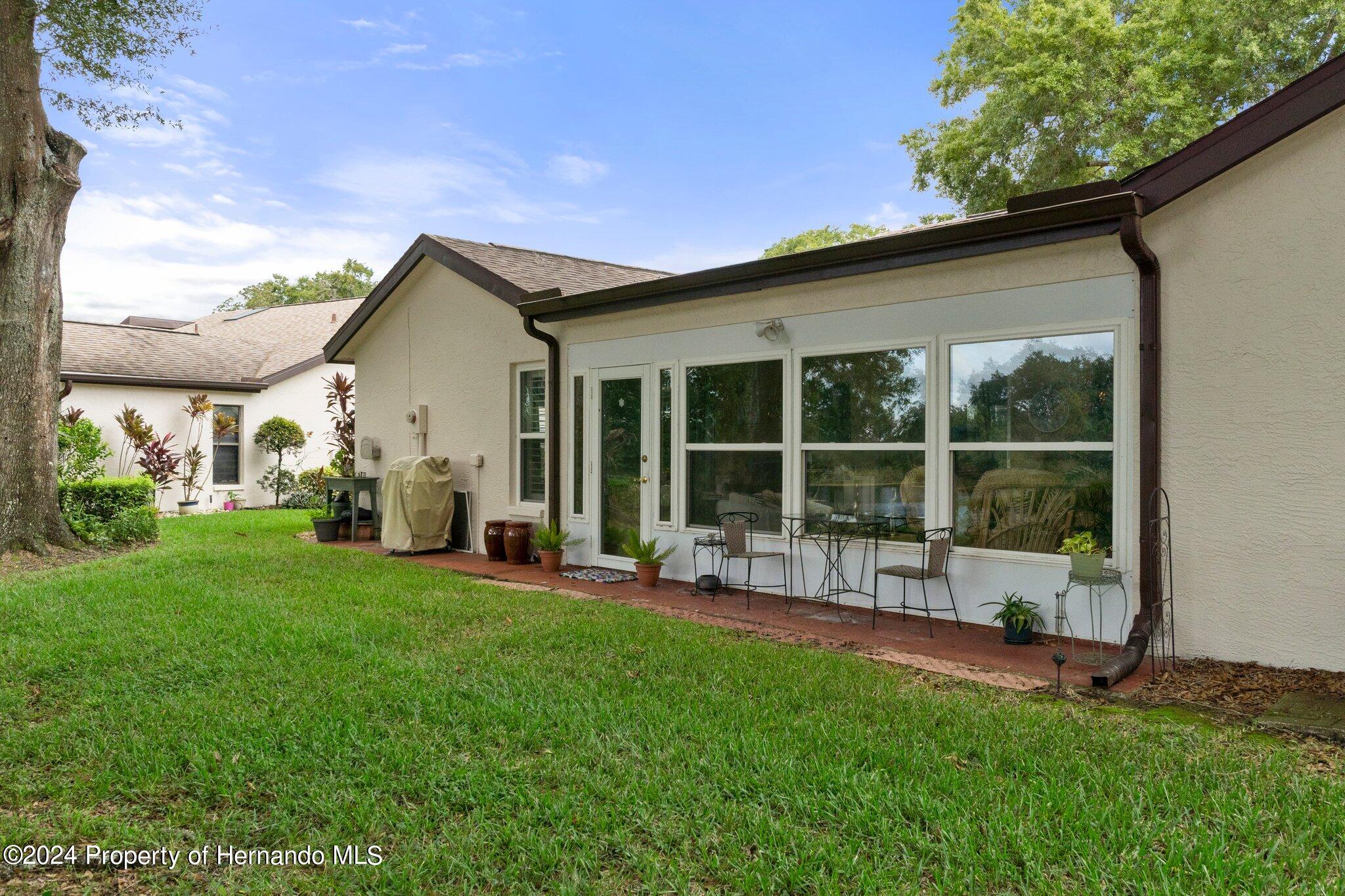 7472 Heather Walk Drive, Weeki Wachee, Florida image 36