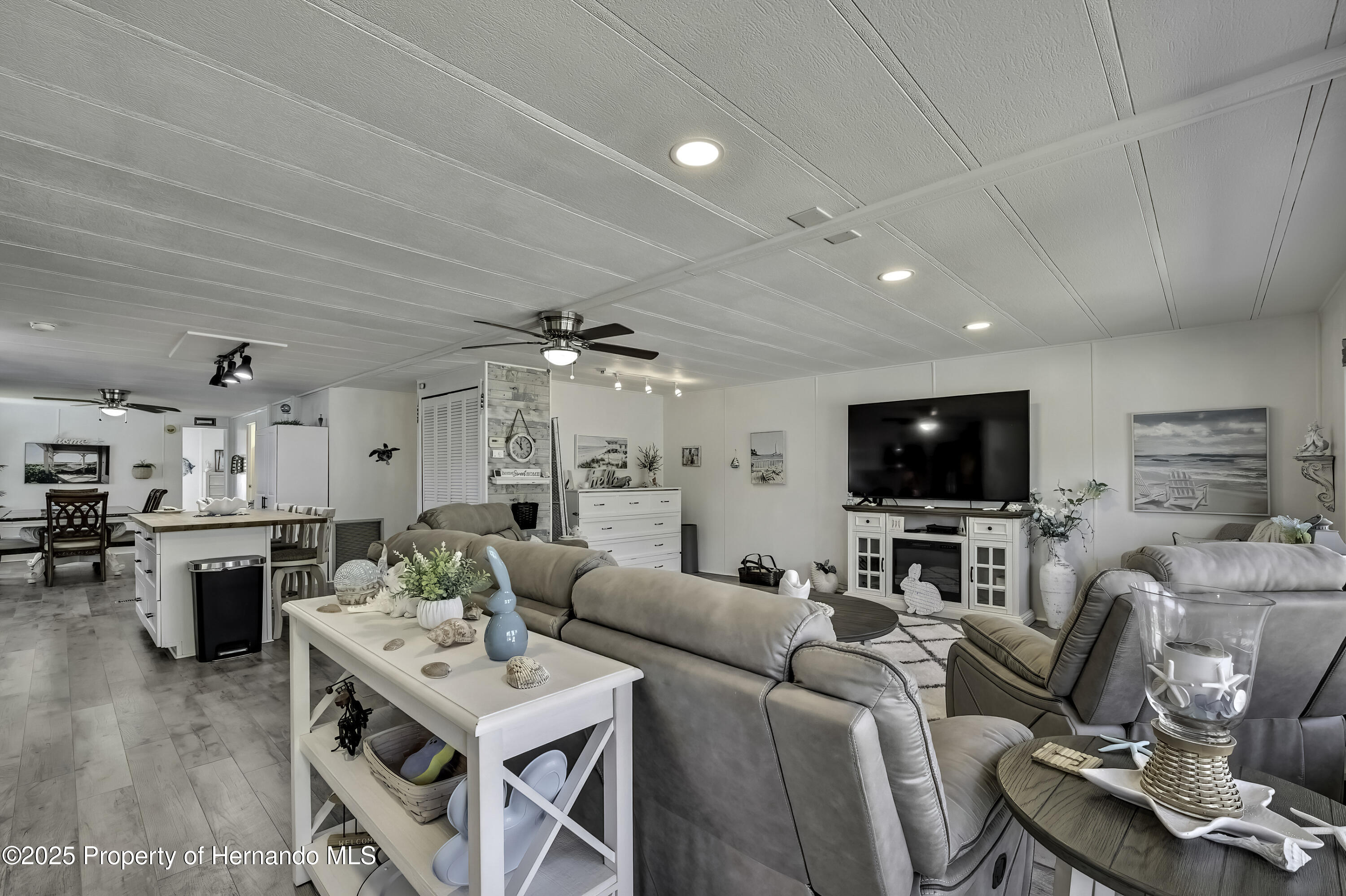 9036 Central Avenue, Brooksville, Florida image 11