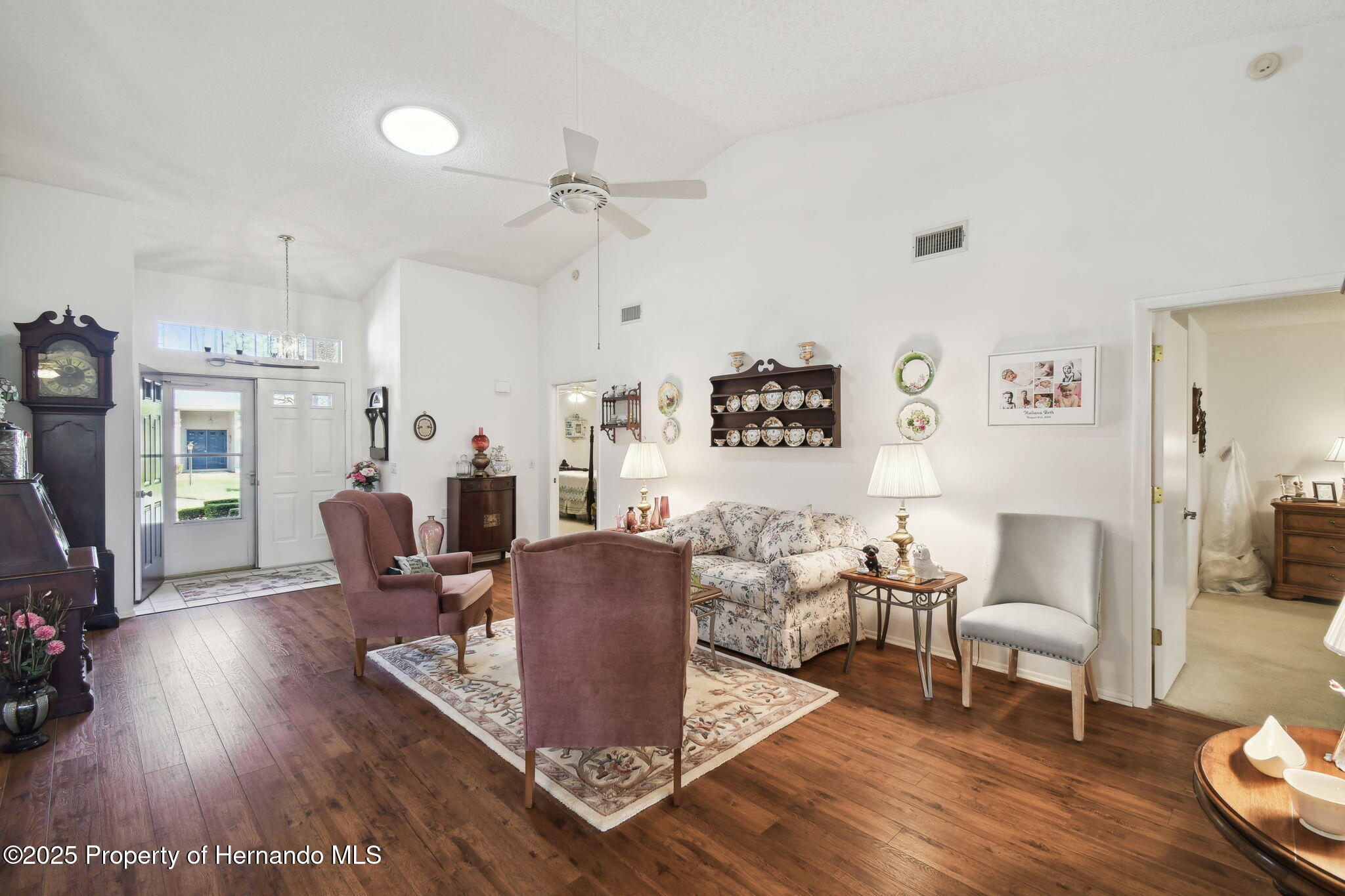 7424 Woodhollow Road, Spring Hill, Florida image 8