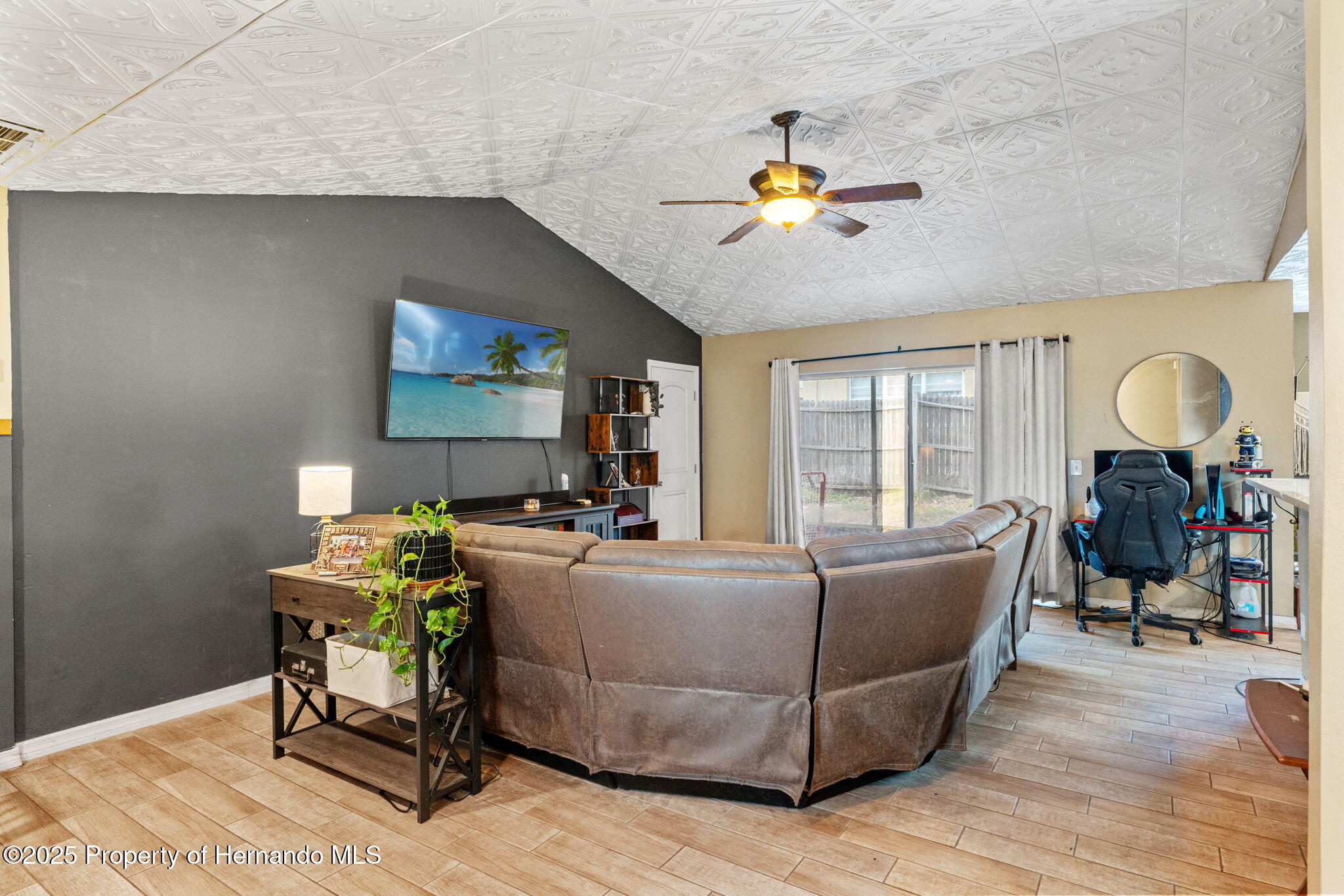 8421 Unity Drive, Port Richey, Florida image 2