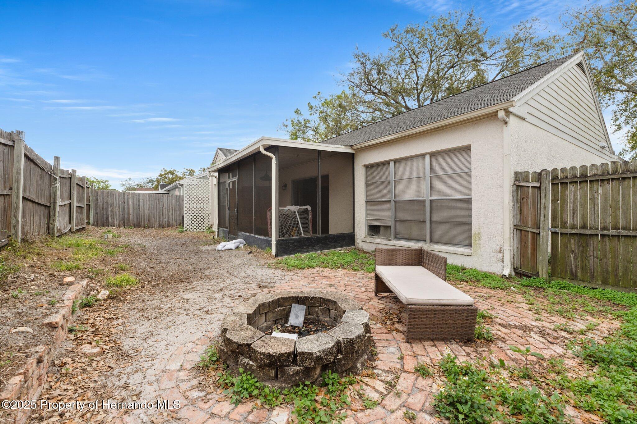 8421 Unity Drive, Port Richey, Florida image 17