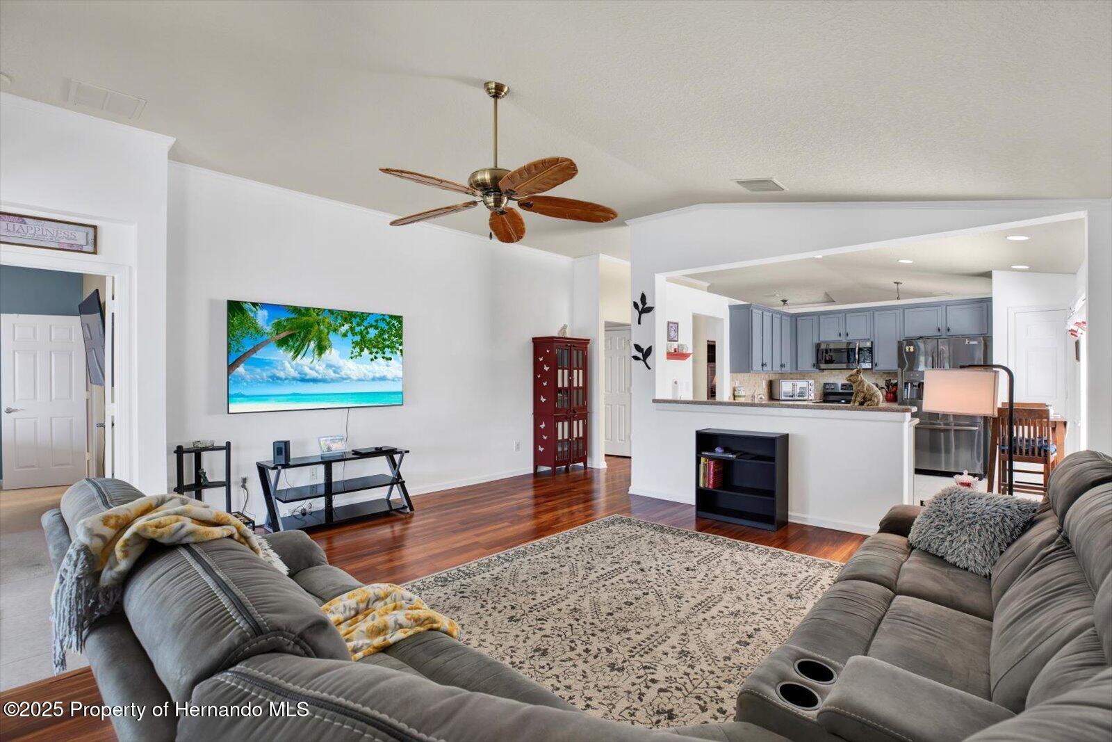 Brooksville, Florida 34604, United States, 3 Bedrooms Bedrooms, ,2 BathroomsBathrooms,Residential,Pending,78789