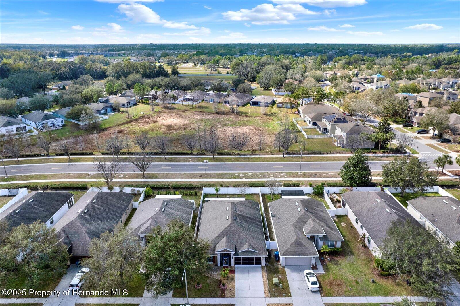 Brooksville, Florida 34604, United States, 3 Bedrooms Bedrooms, ,2 BathroomsBathrooms,Residential,Pending,78789