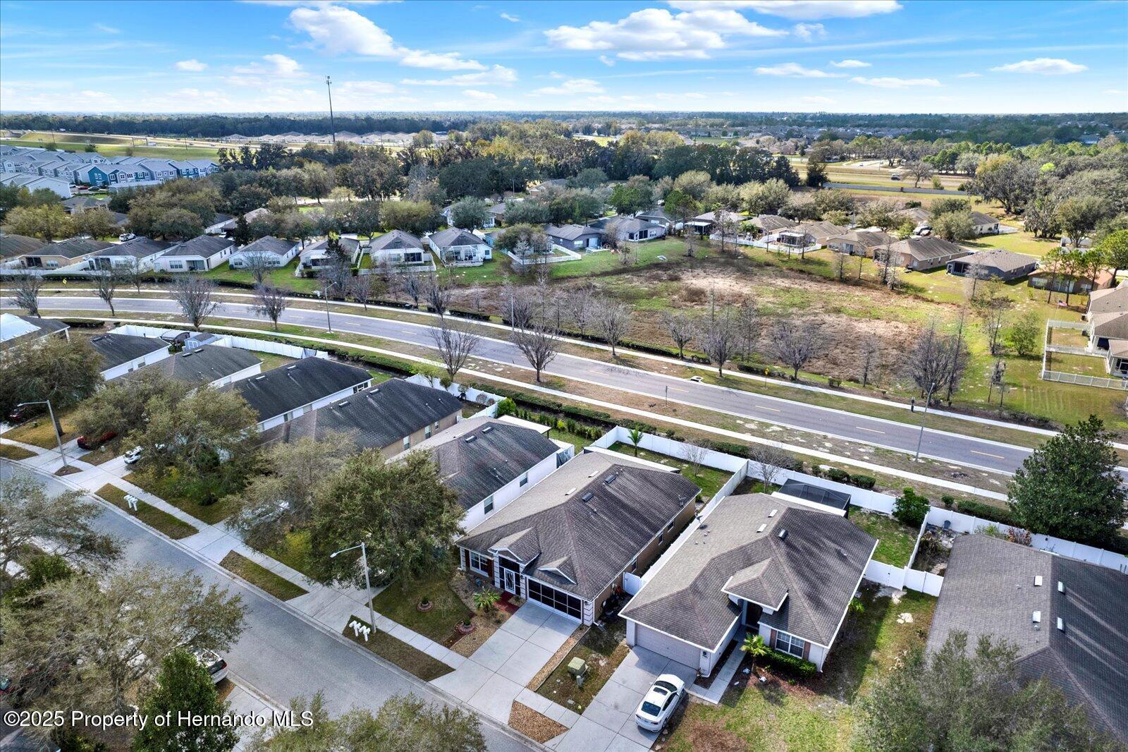 Brooksville, Florida 34604, United States, 3 Bedrooms Bedrooms, ,2 BathroomsBathrooms,Residential,Pending,78789