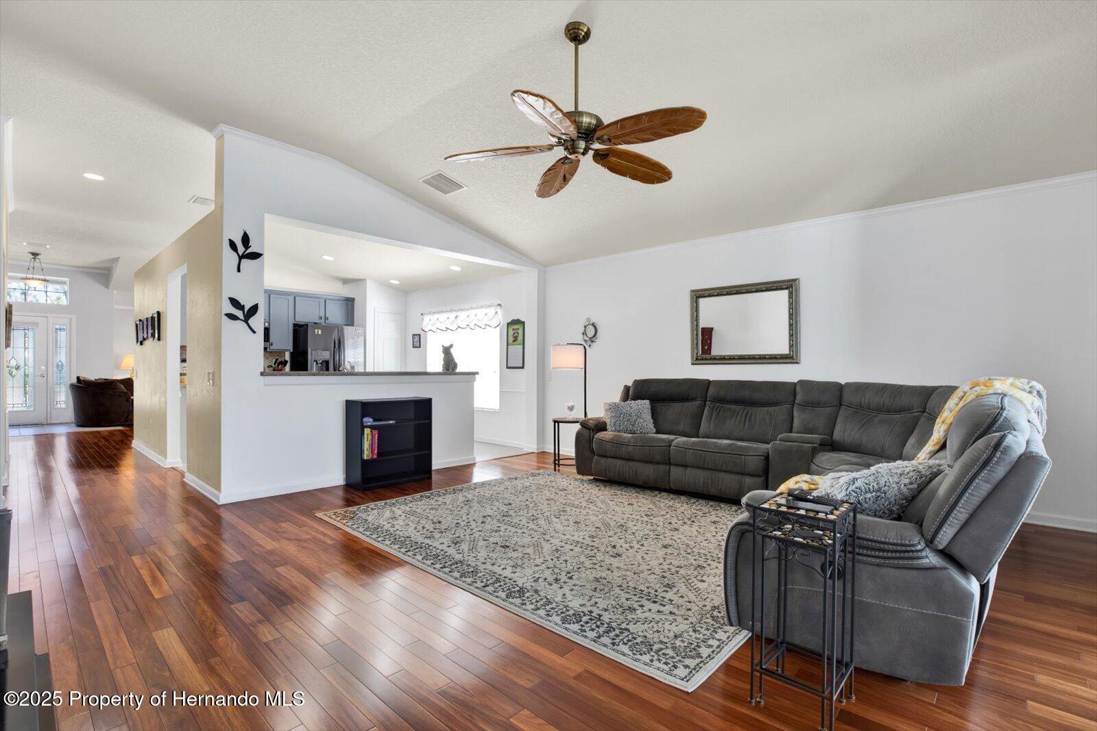 Brooksville, Florida 34604, United States, 3 Bedrooms Bedrooms, ,2 BathroomsBathrooms,Residential,Pending,78789