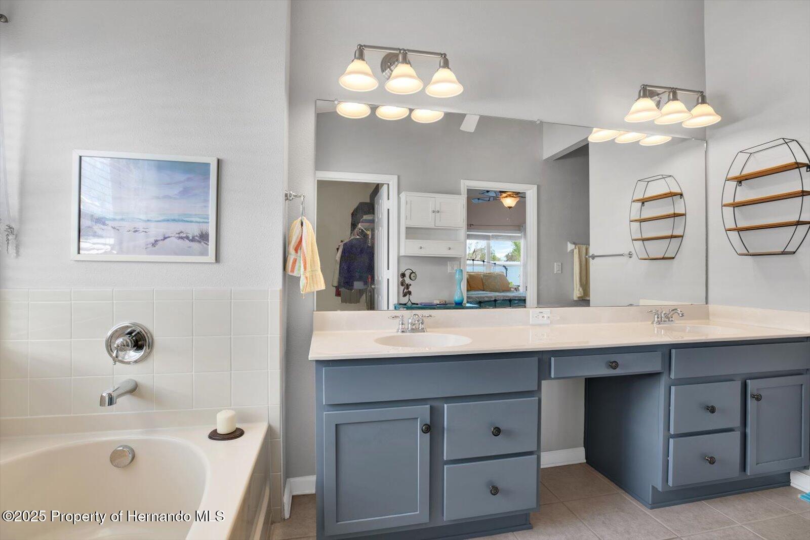 Brooksville, Florida 34604, United States, 3 Bedrooms Bedrooms, ,2 BathroomsBathrooms,Residential,Pending,78789