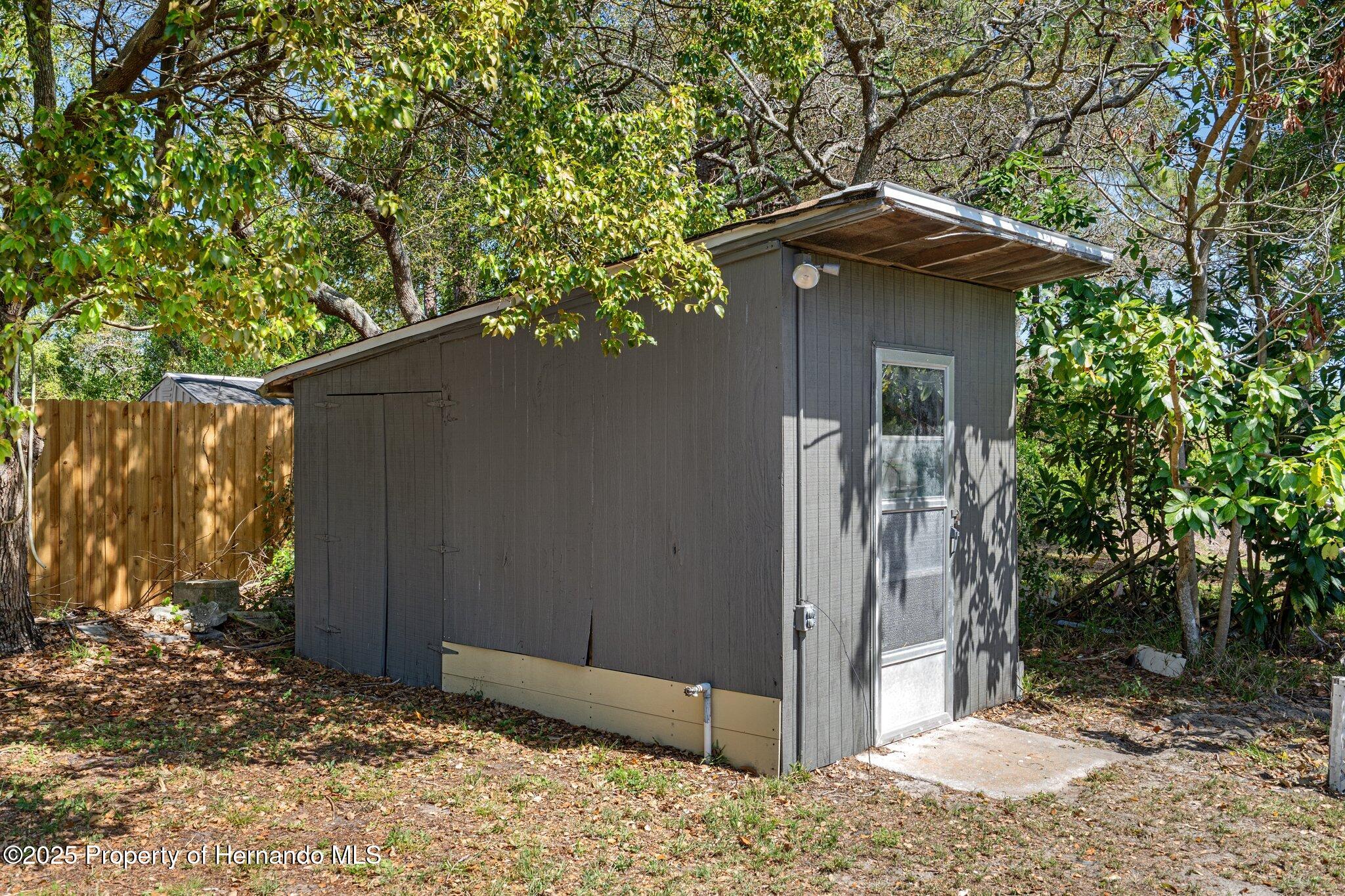 2204 Whitewood Avenue, Spring Hill, Florida image 38