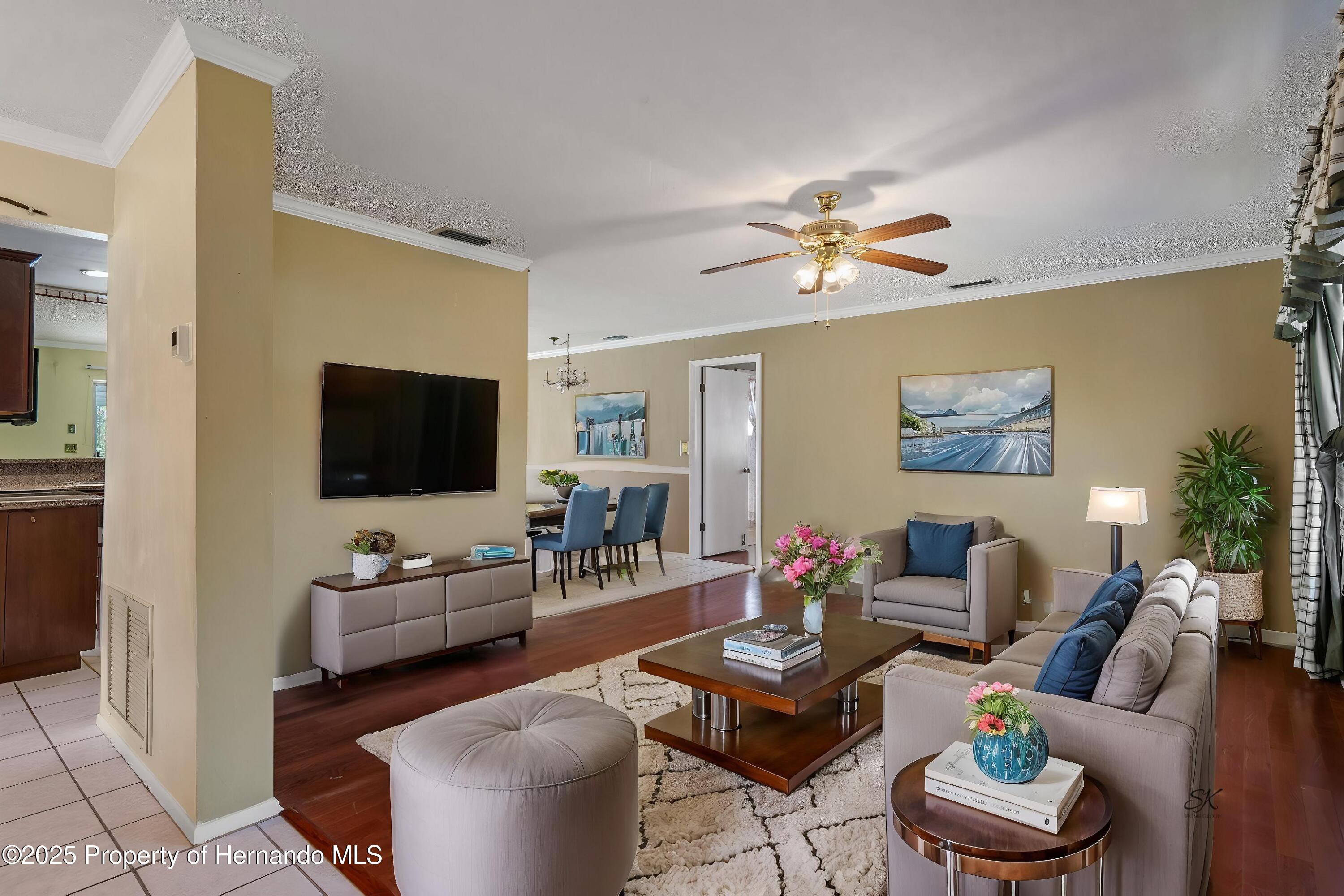 2204 Whitewood Avenue, Spring Hill, Florida image 8