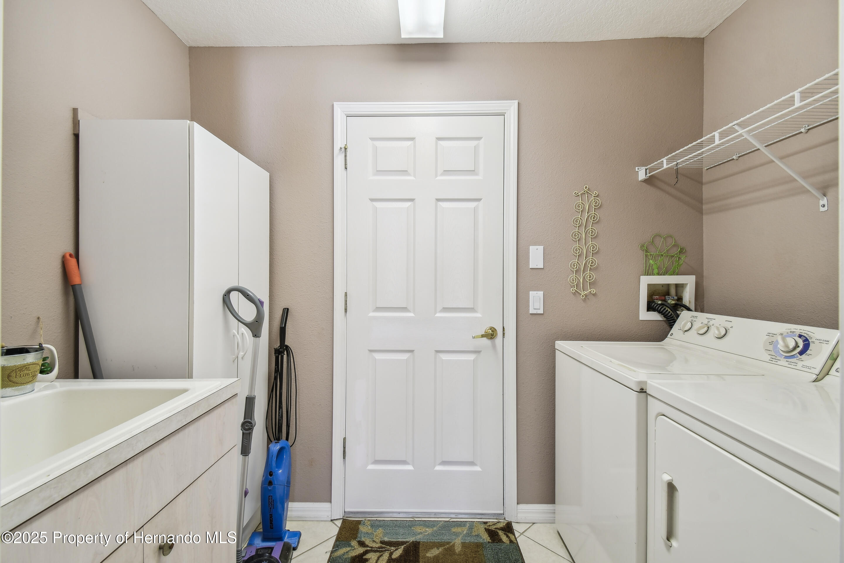 18129 Baywood Forest Dr, Hudson, Florida image 13