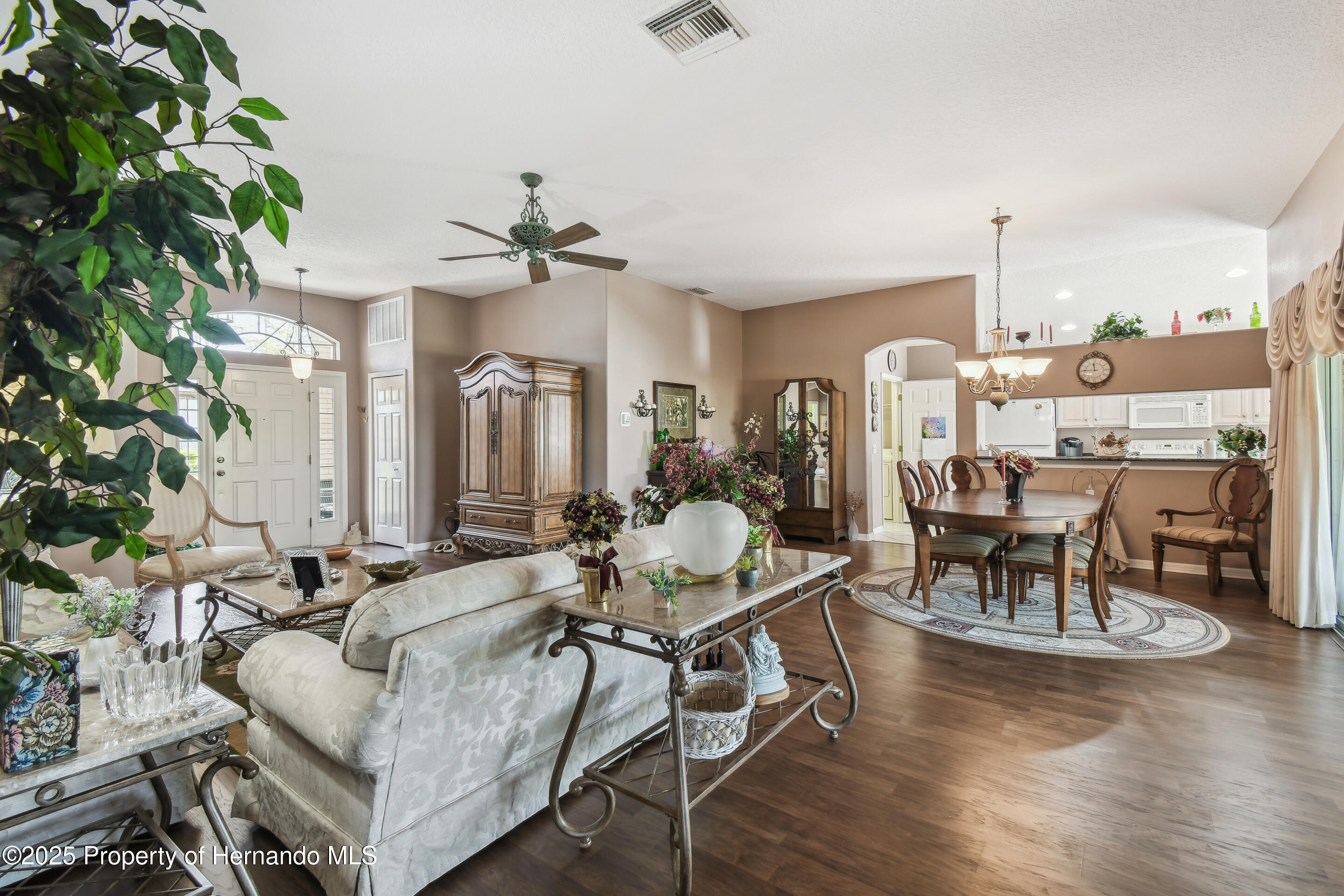 18129 Baywood Forest Dr, Hudson, Florida image 7