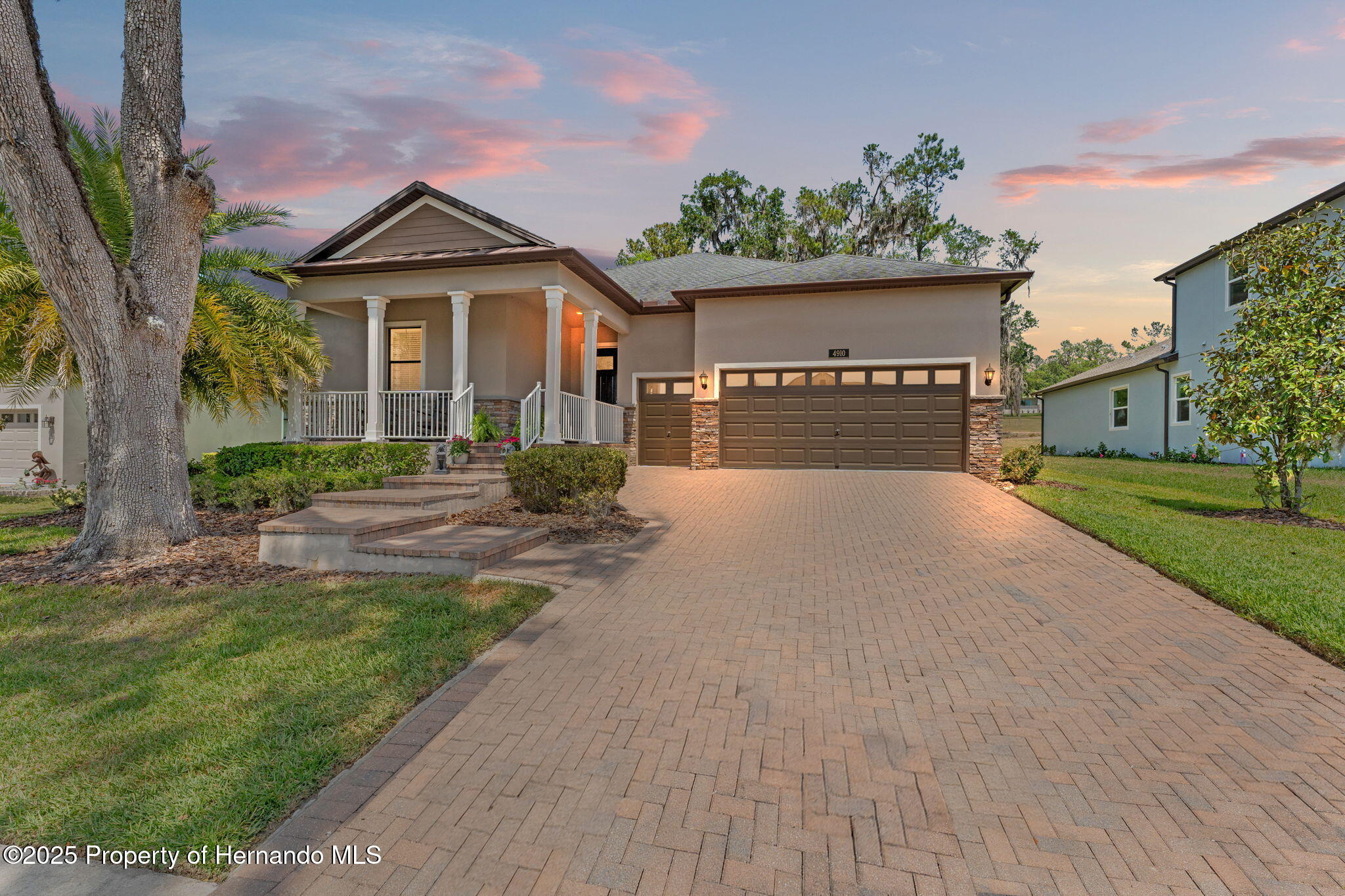 4910 Southern Valley Loop, Brooksville, Florida image 2