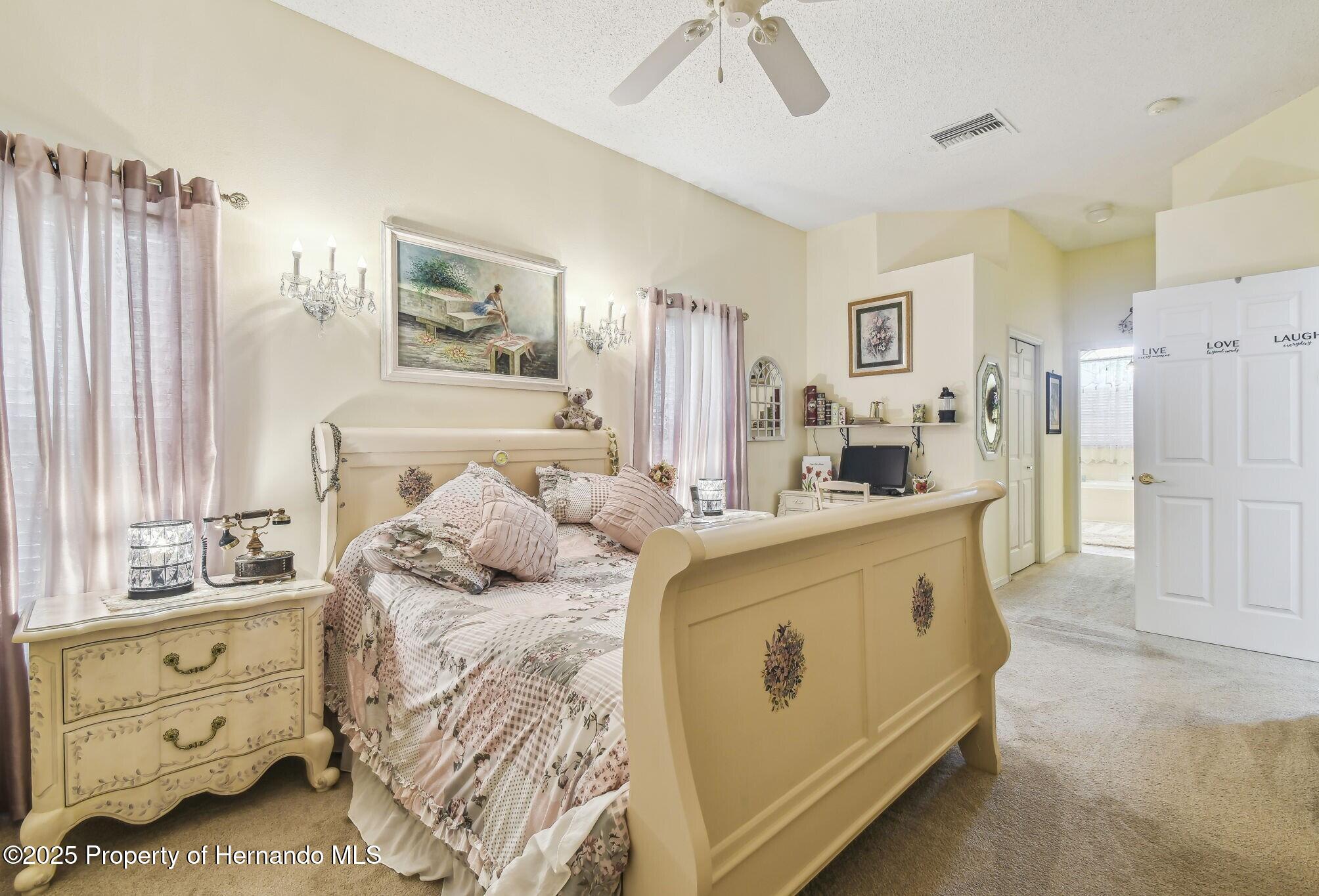 18223 Nestlebranch Court, Hudson, Florida image 14