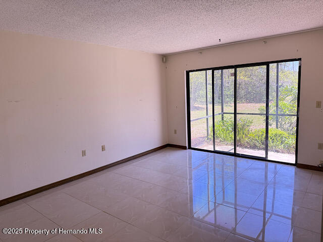 4244 Nancy Creek Boulevard, Brooksville, Florida image 16