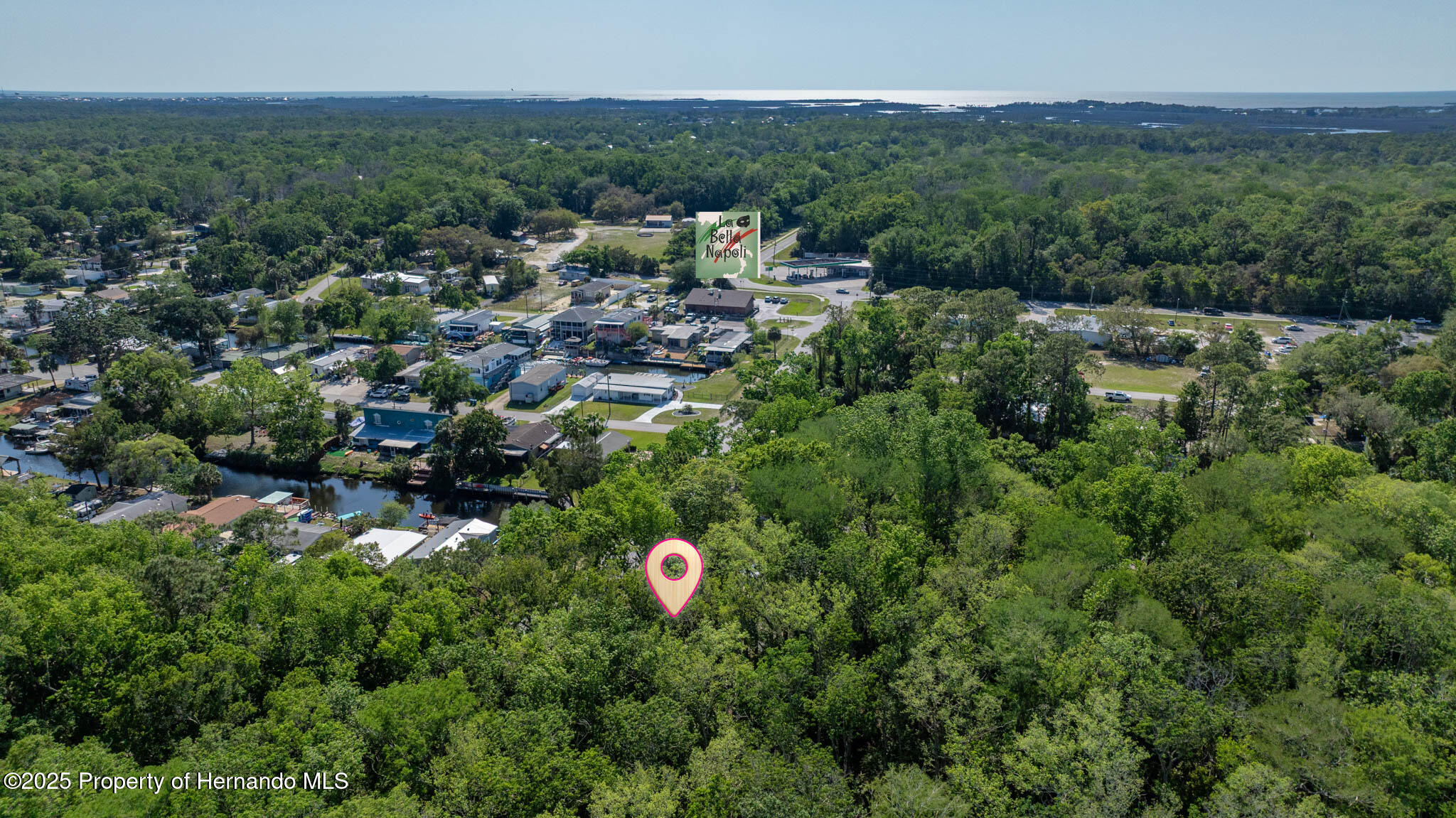 7443 Gettysburg Drive, Weeki Wachee, Florida image 9