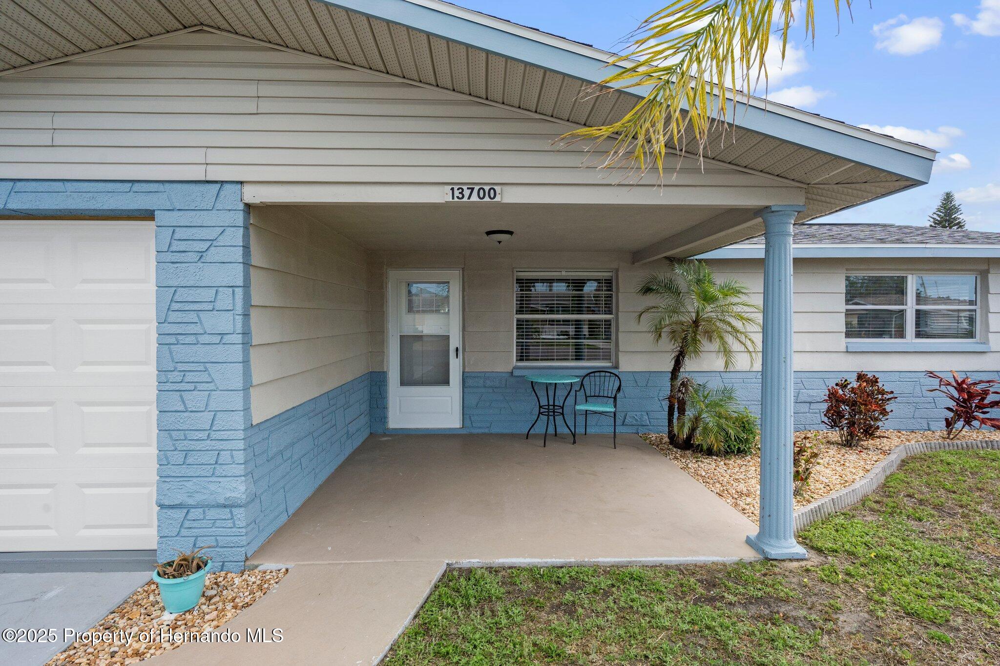 13700 Allyn Drive, Hudson, Florida image 5