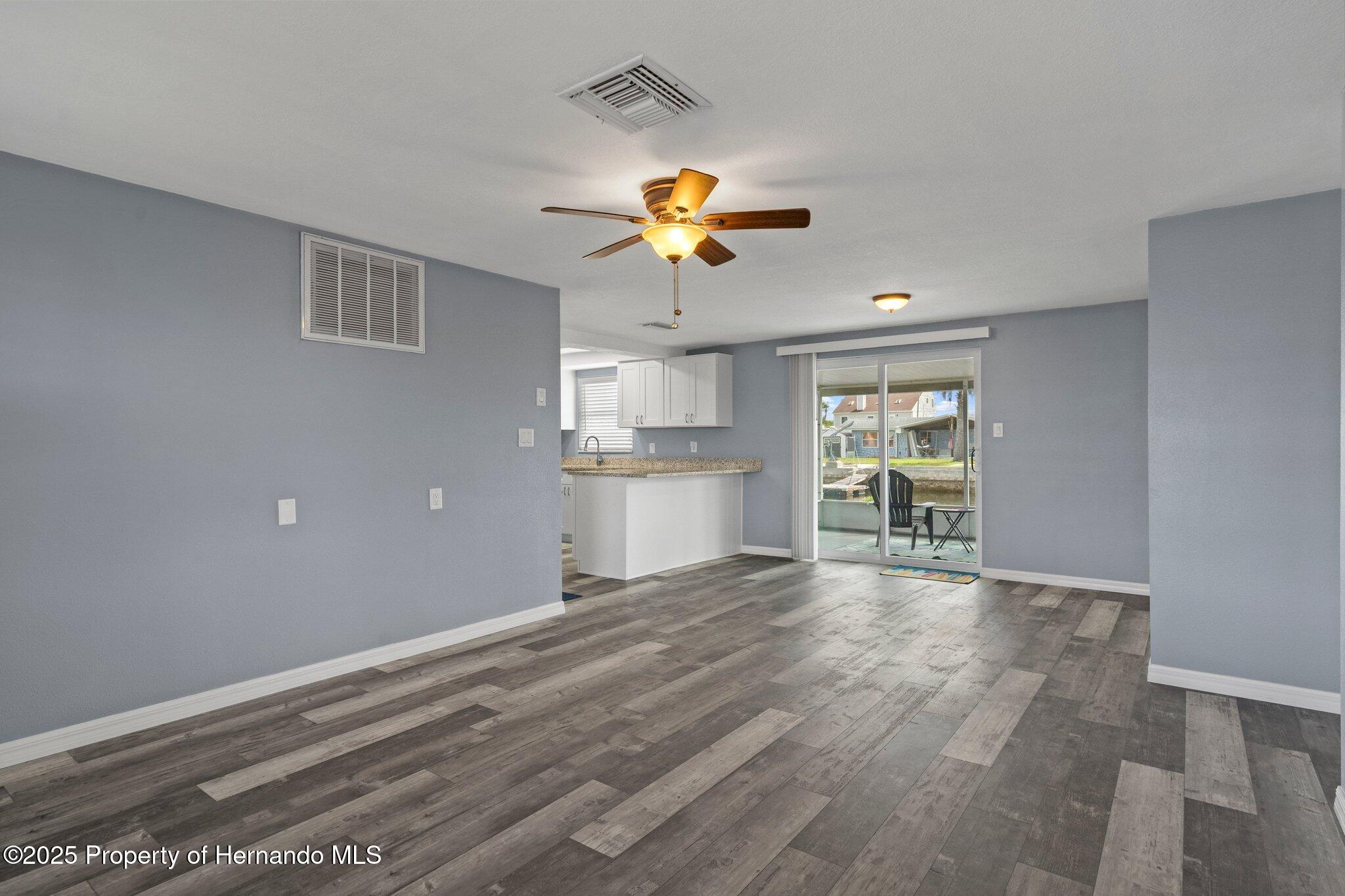 13700 Allyn Drive, Hudson, Florida image 9