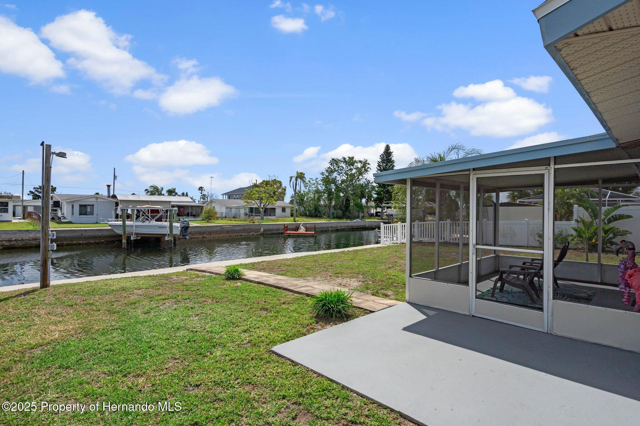 13700 Allyn Drive, Hudson, Florida image 32
