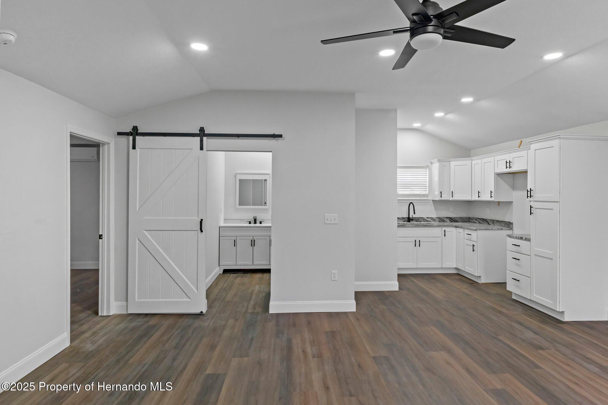 15188 Riverside Lane, Nobleton, Florida image 12