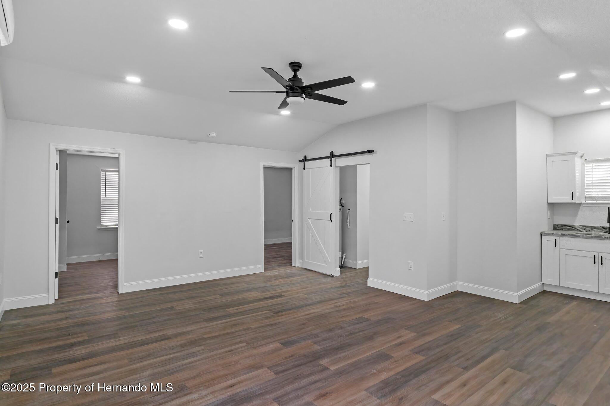 15188 Riverside Lane, Nobleton, Florida image 11