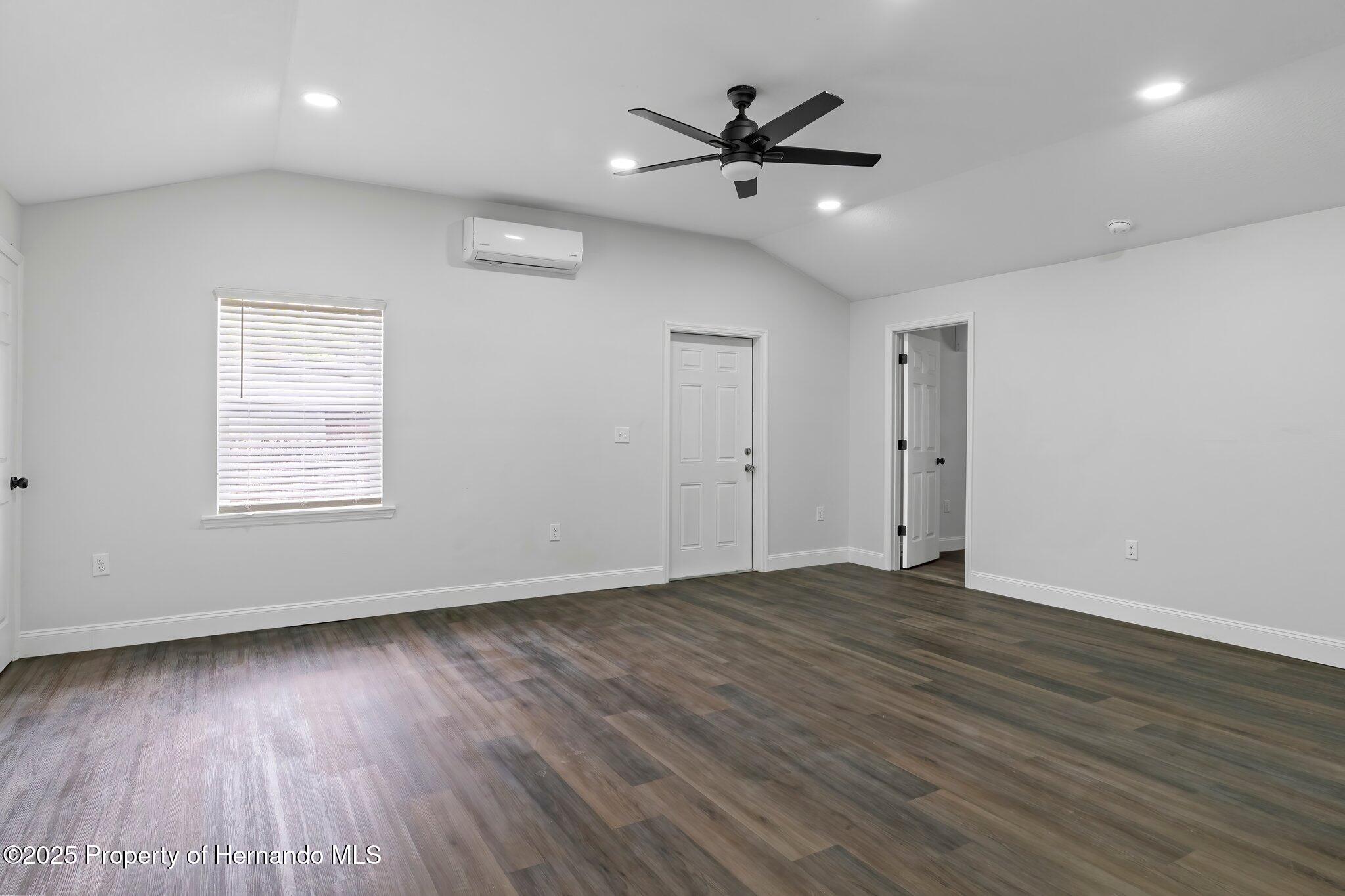 15188 Riverside Lane, Nobleton, Florida image 10