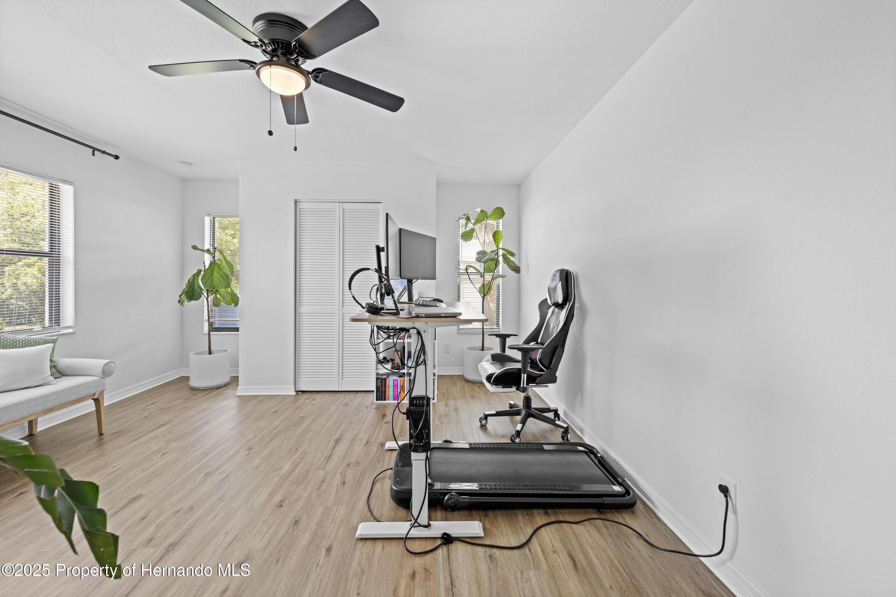 3041 Waterfall Drive, Spring Hill, Florida image 27