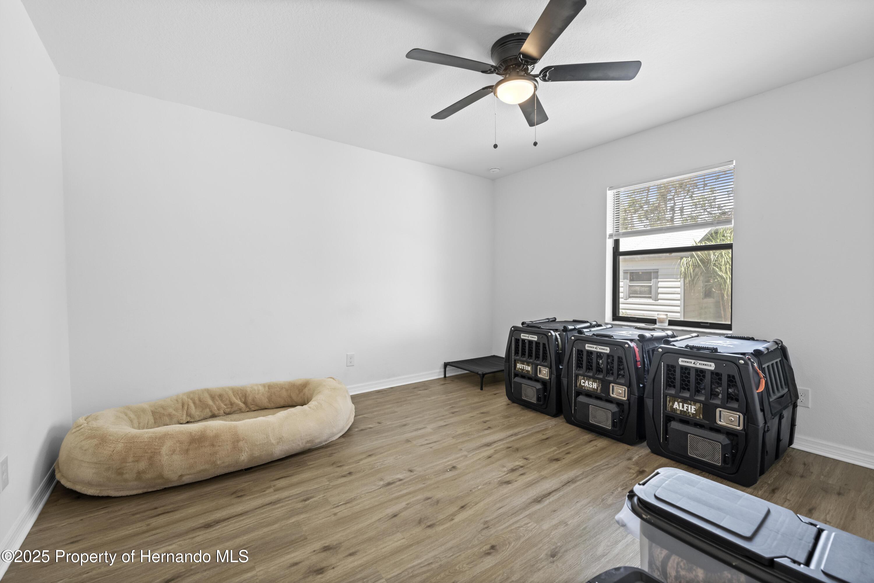 3041 Waterfall Drive, Spring Hill, Florida image 32