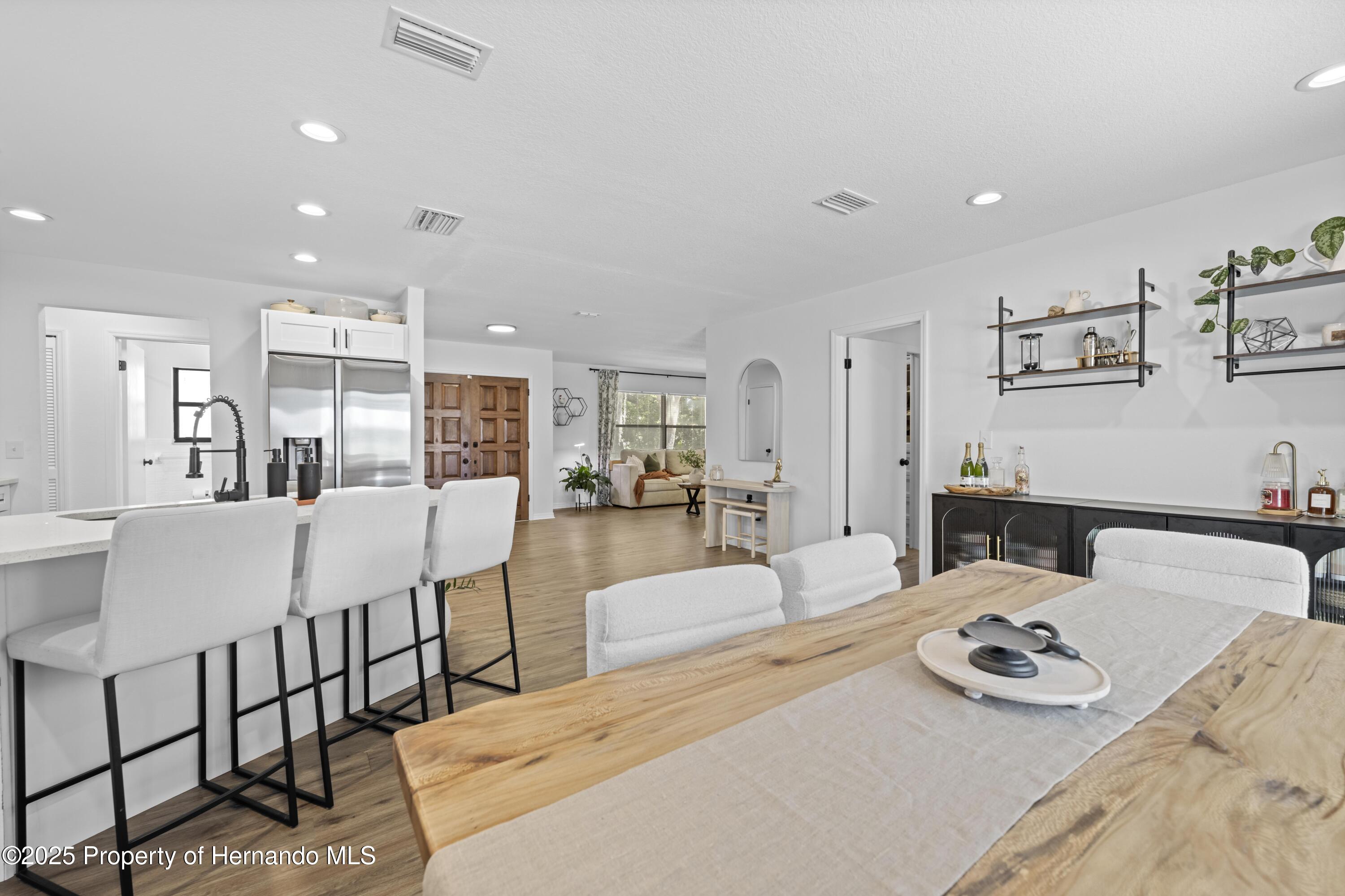 3041 Waterfall Drive, Spring Hill, Florida image 7
