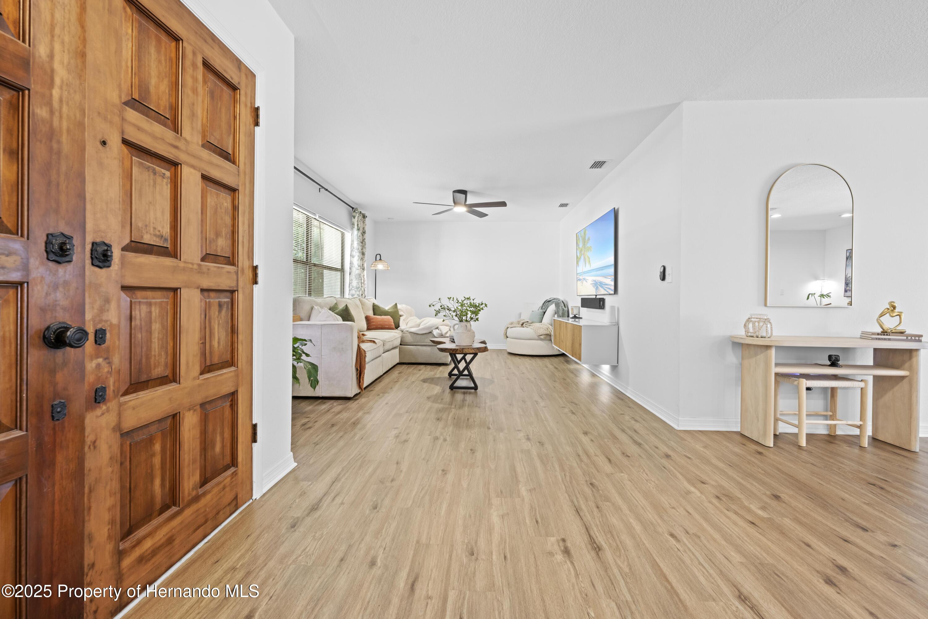 3041 Waterfall Drive, Spring Hill, Florida image 20