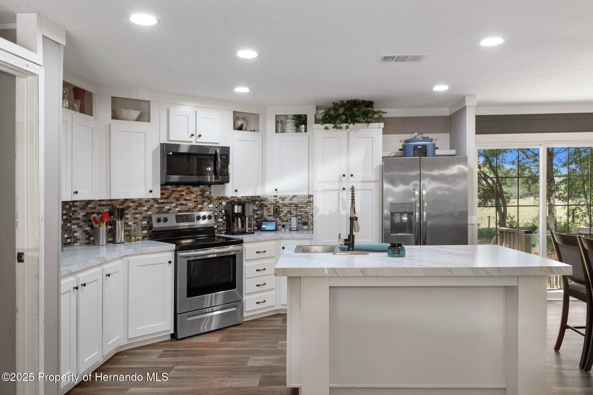 4181 E Carl Ramm Lane, Inverness, Florida image 11