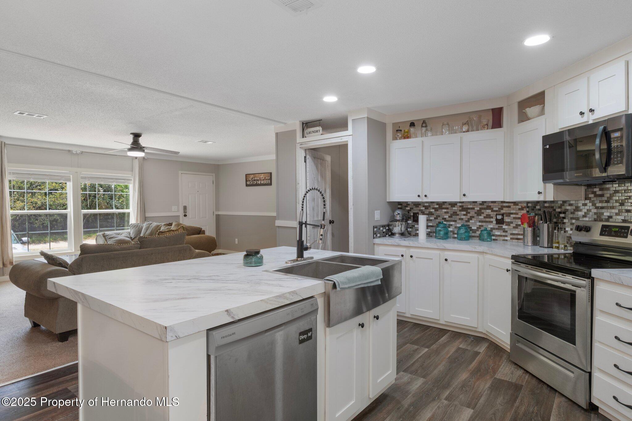 4181 E Carl Ramm Lane, Inverness, Florida image 13