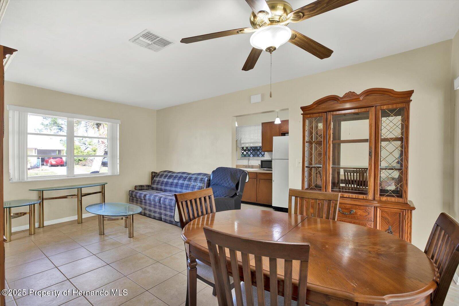 1054 Embassy Avenue, Spring Hill, Florida image 9