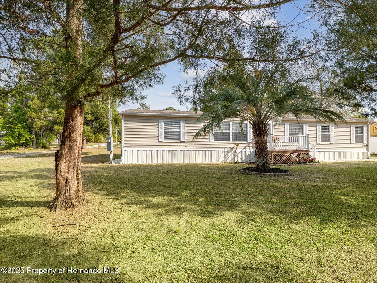 25495 Heckman Drive, Brooksville, Florida image 37