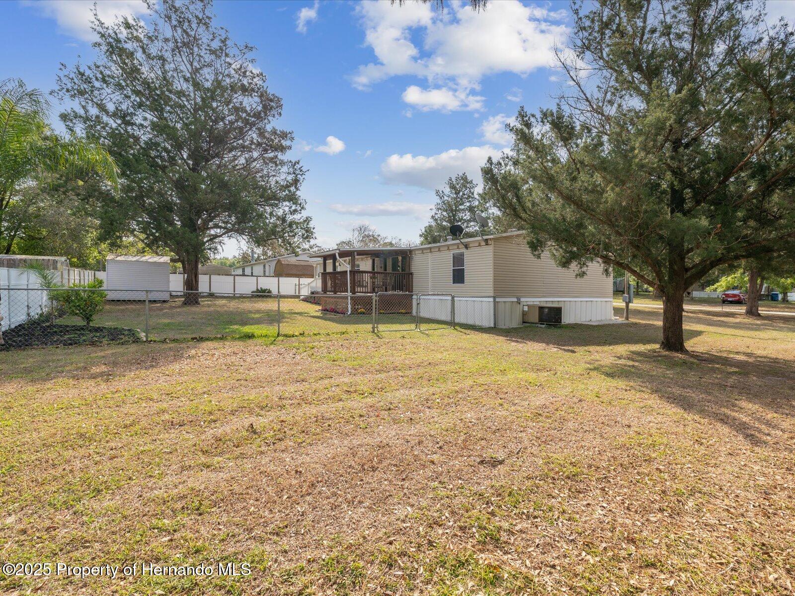 25495 Heckman Drive, Brooksville, Florida image 35