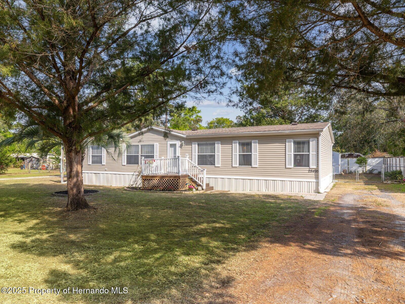 25495 Heckman Drive, Brooksville, Florida image 1