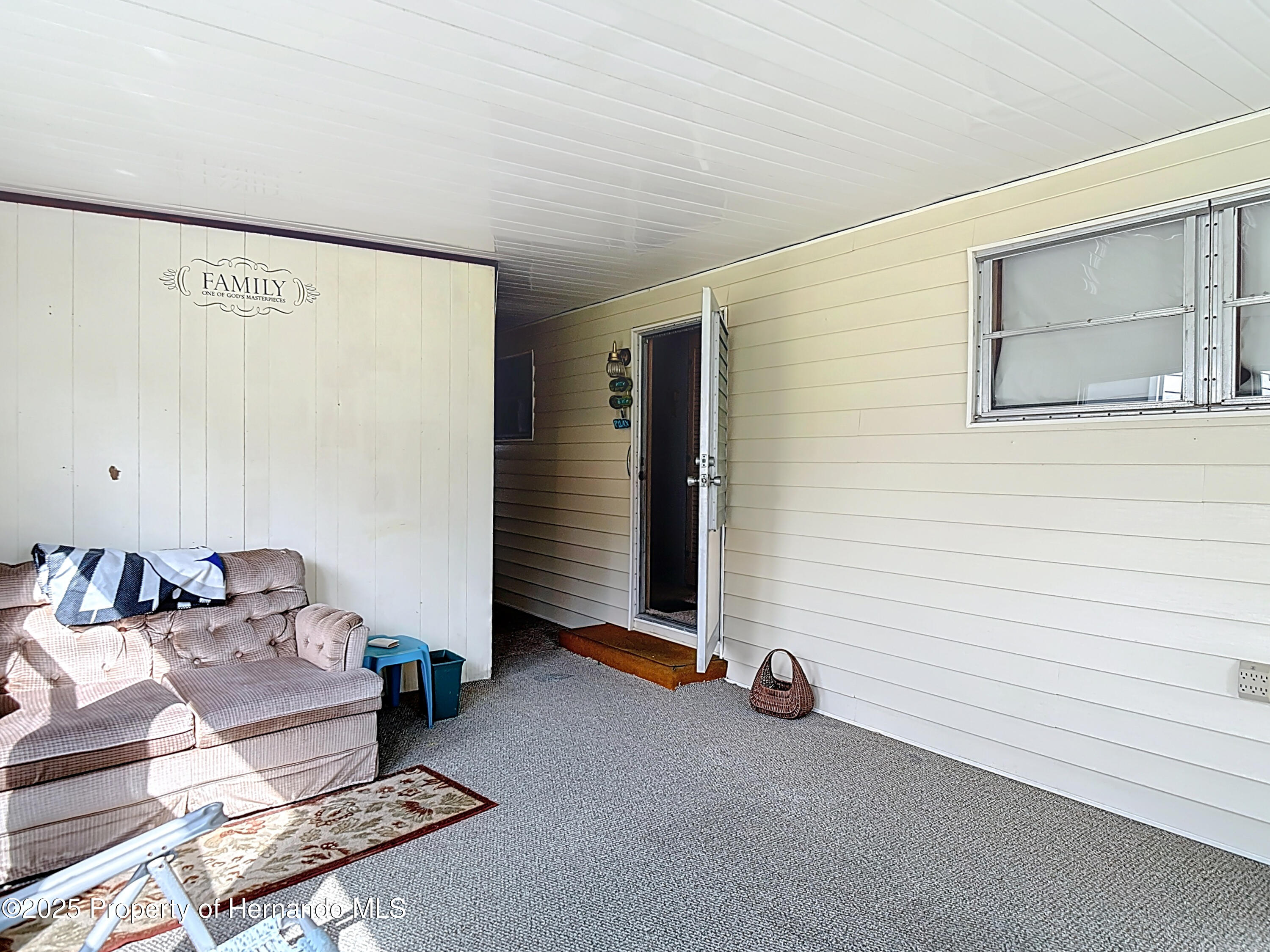6124 Crestview Lane, Zephyrhills, Florida image 29