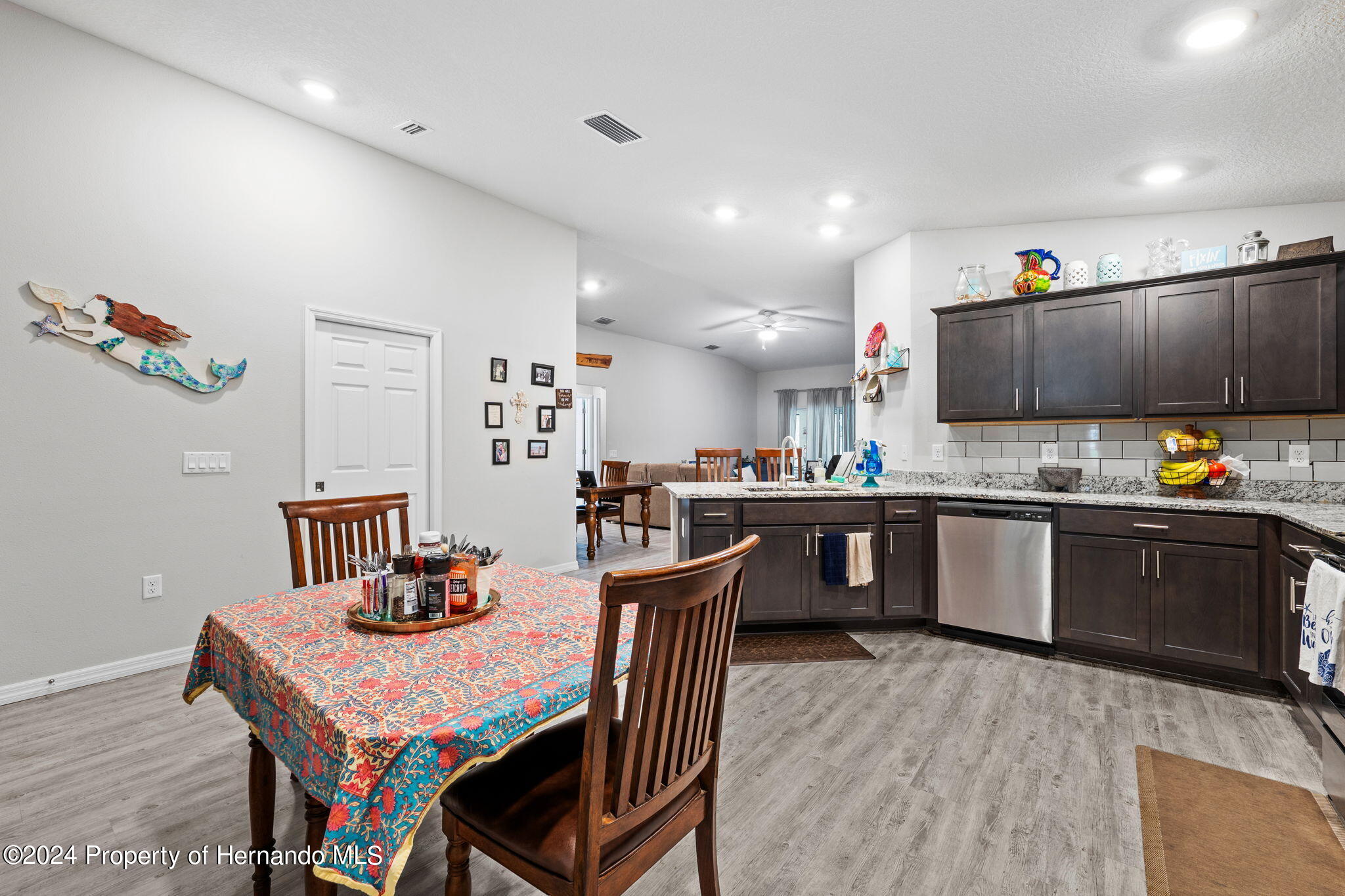 10425 S Drew Bryant Circle, Floral City, Florida image 11